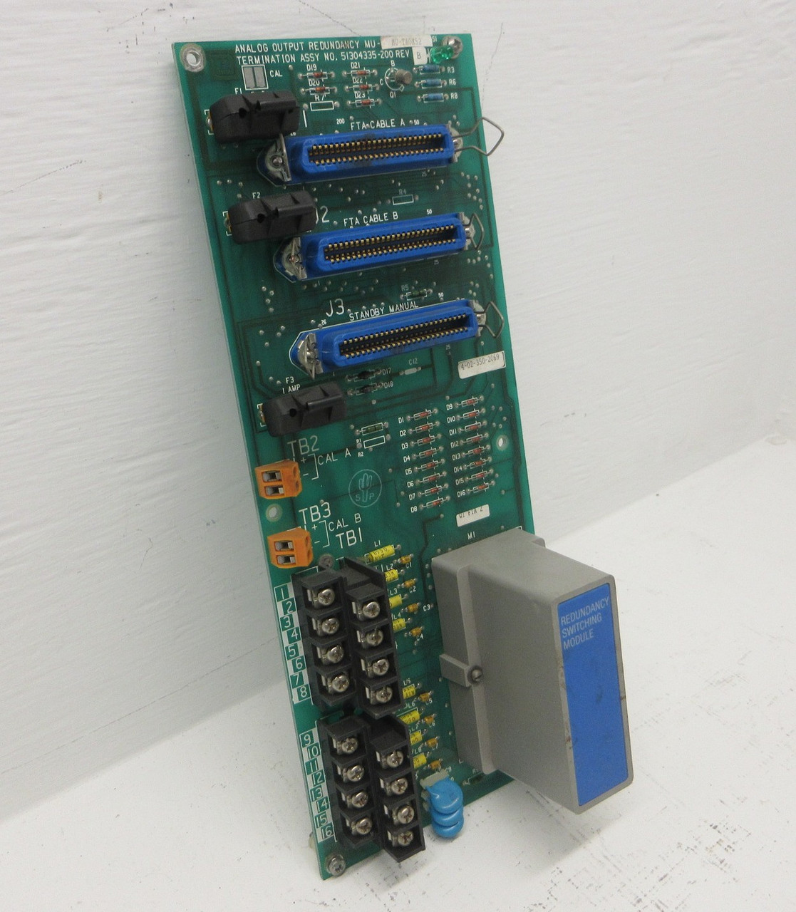 Image of Honeywell MU-TAOX52 Analog Output Redundancy Board Assy No. 51304335-200 Rev B
