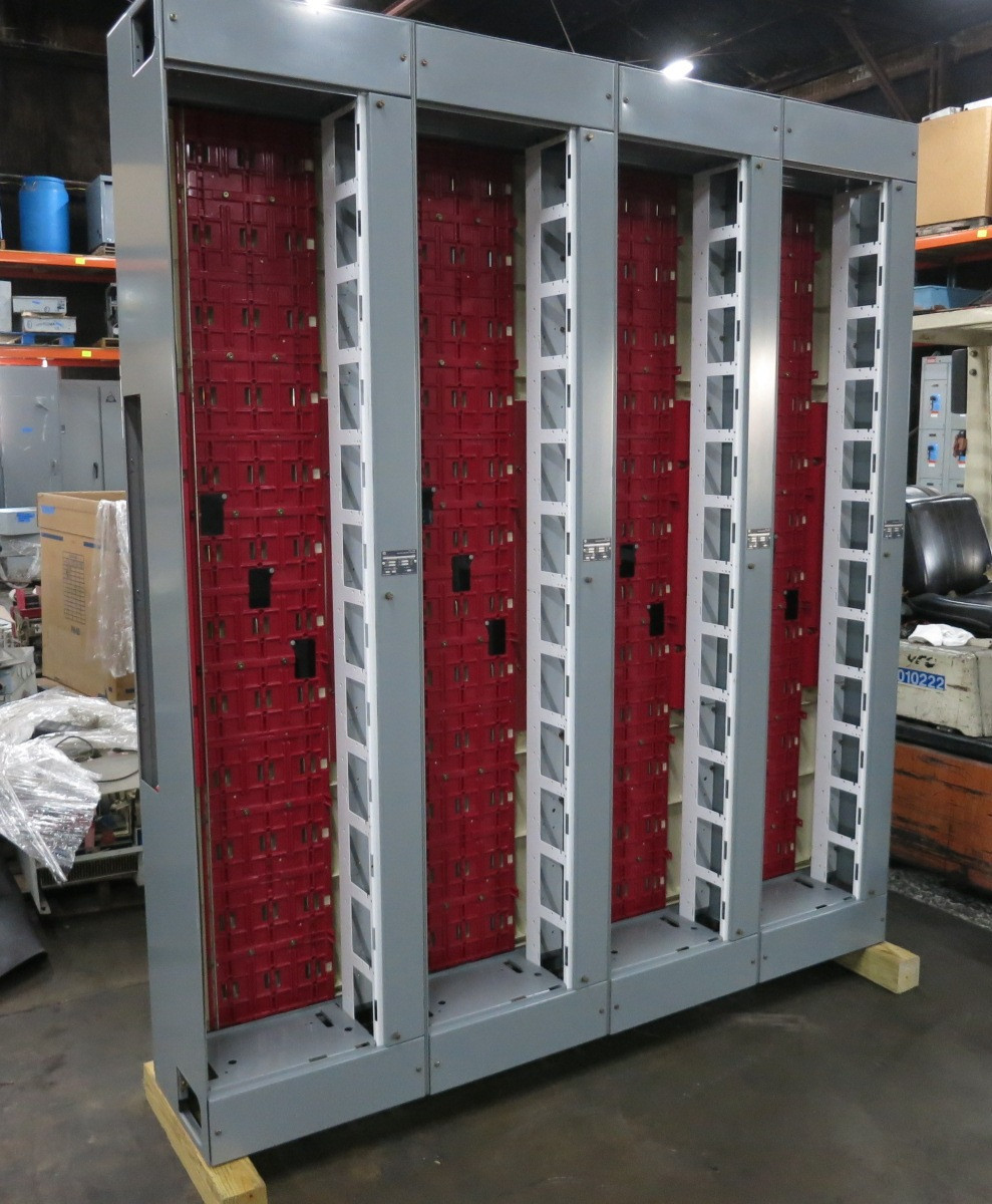 Allen Bradley Centerline 2100 1200/300 Amp 4x MCC Section Motor Control Center (DW8305-2)