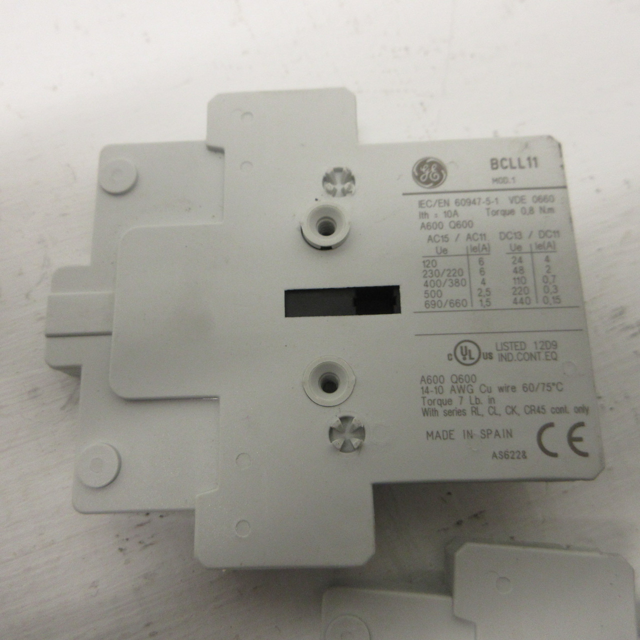 GE General Electric CL06A300M Contactor 80 Amp 600V 40HP 120V Coil 3P 80A CL06 (AH1394-1)