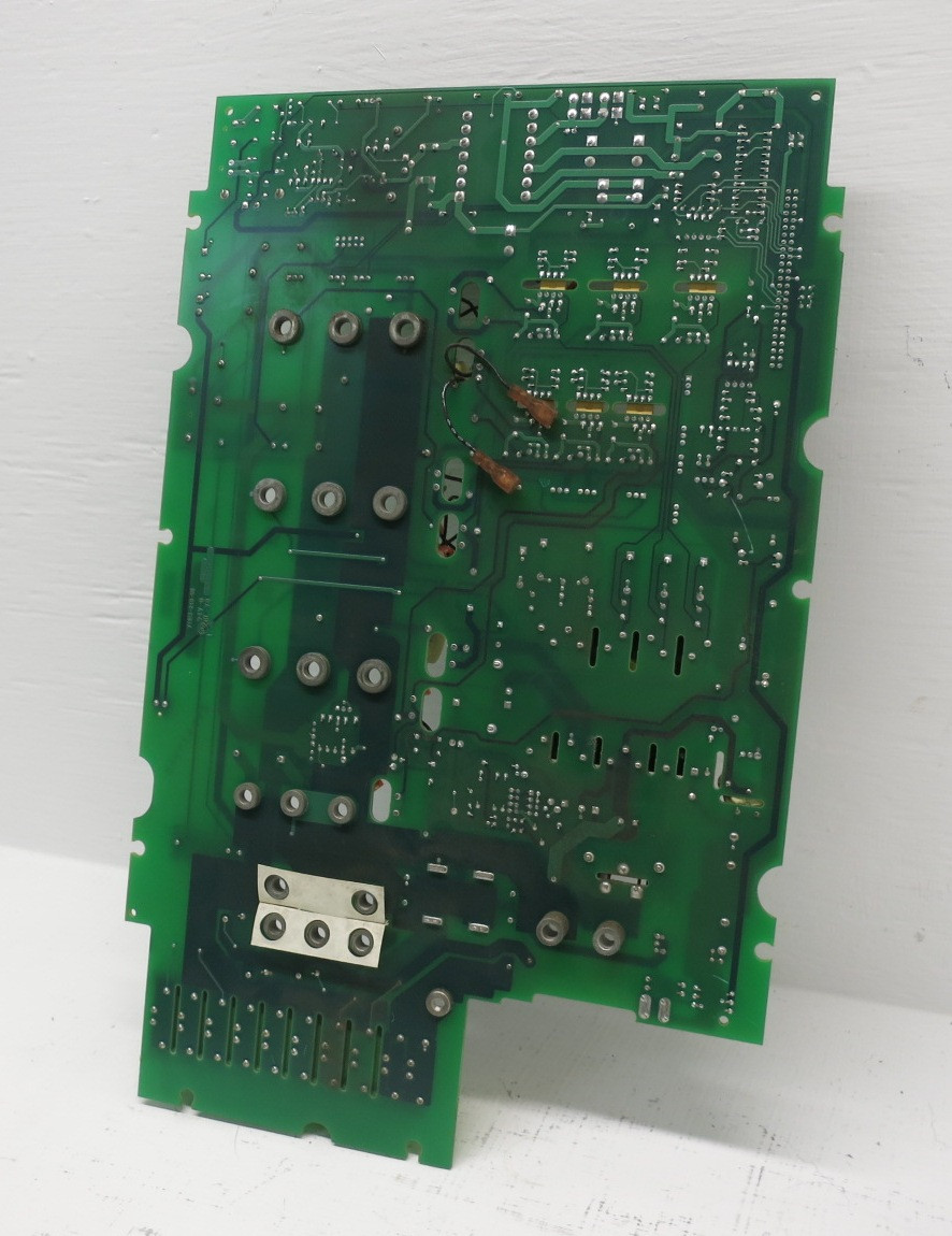 Allen Bradley 74103-244-55 Rev 11 AC VS Drive Control Board SP# 1336-BDB-SP5C (DW8309-1)