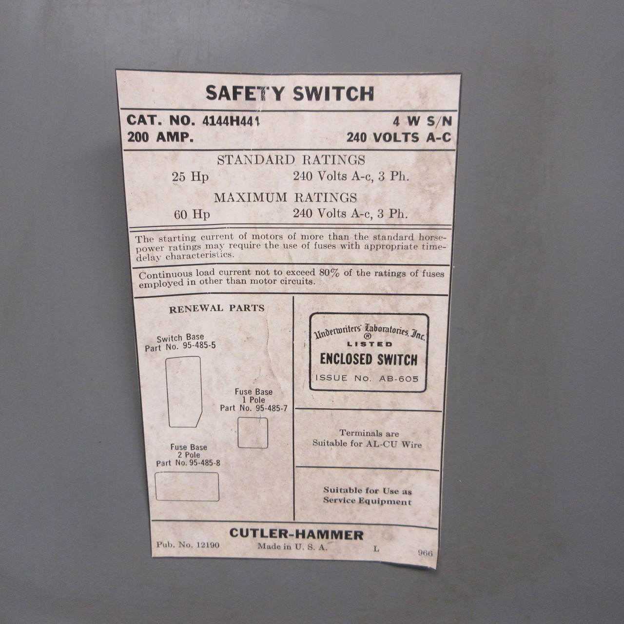 Cutler Hammer 4144H441 200A 240V 4W Fusible Safety Switch Disconnect CH w/ Fuses (AH1403-1)