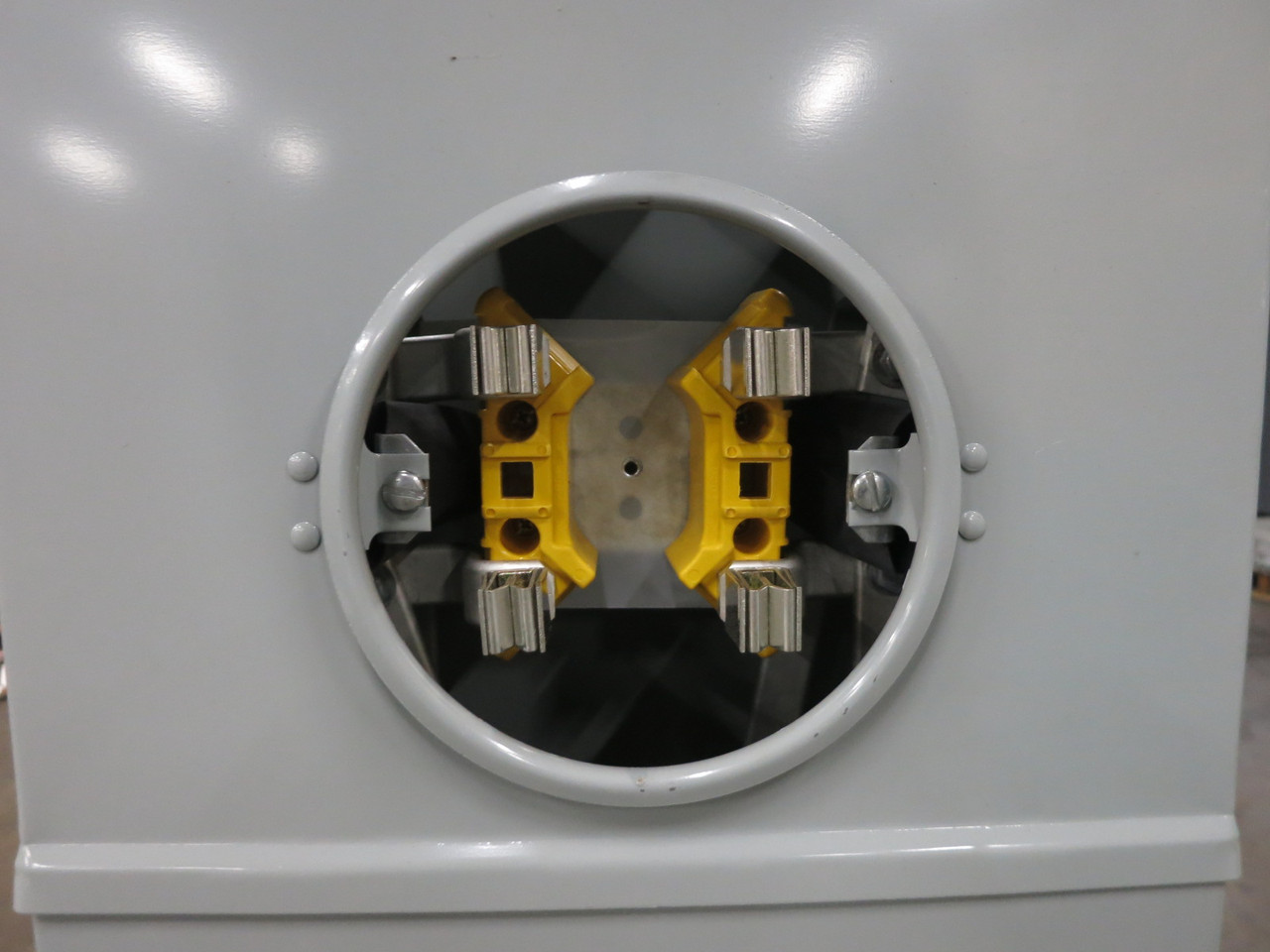 NEW Eaton CH224MTB 200A Main Breaker Socket Meter Combo 200 Amp 224MTB B-Line 3R (DW8314-1)