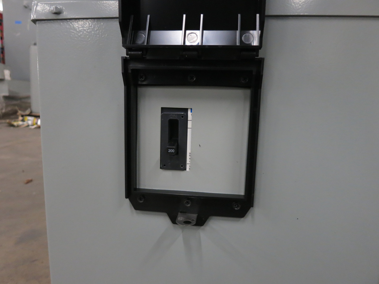 NEW Eaton CH224MTB 200A Main Breaker Socket Meter Combo 200 Amp 224MTB B-Line 3R (DW8314-1)
