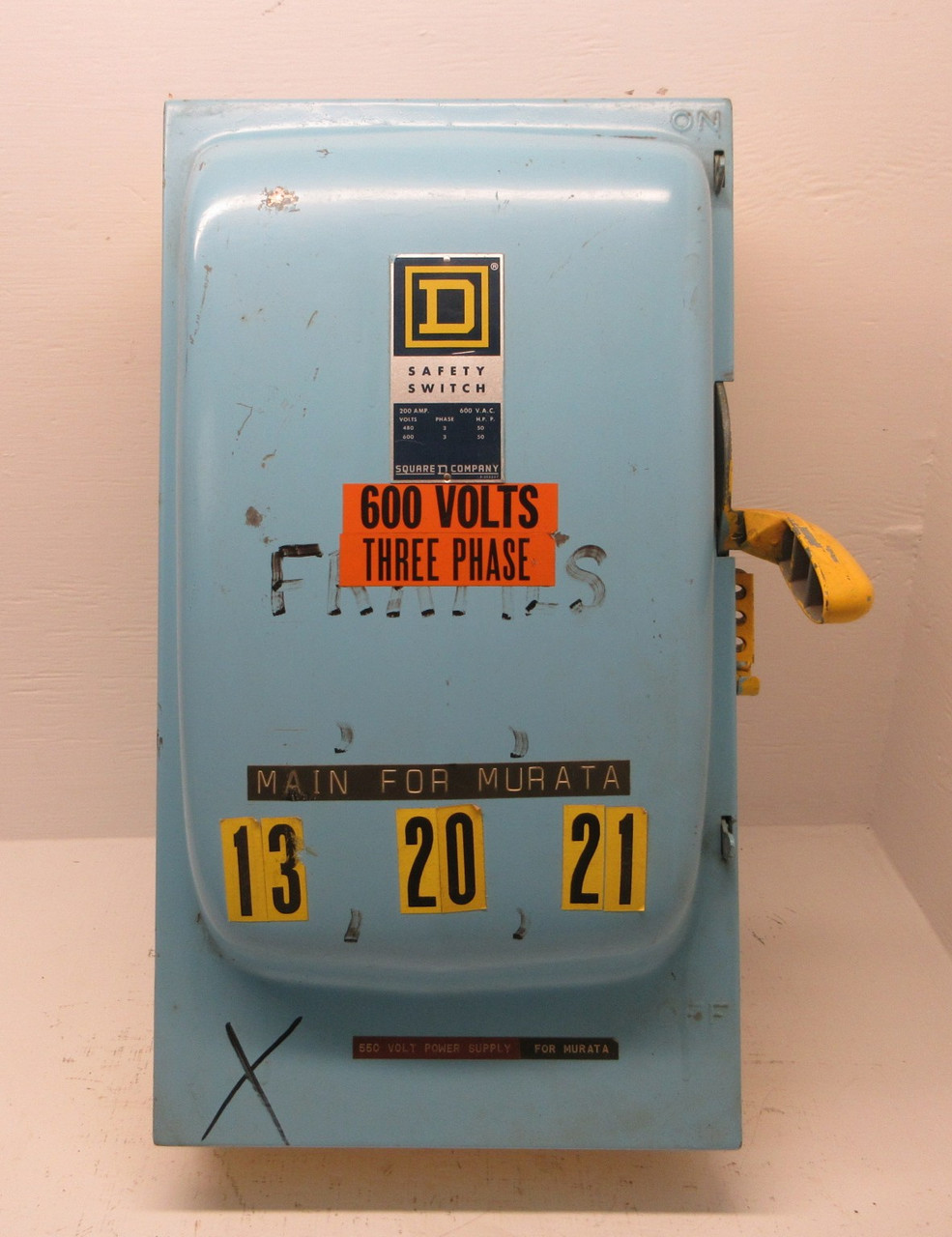 Square D H364 200A 600V Fusible Safety Disconnect Switch 200 Amp A1 (painted) (AH1407-1)