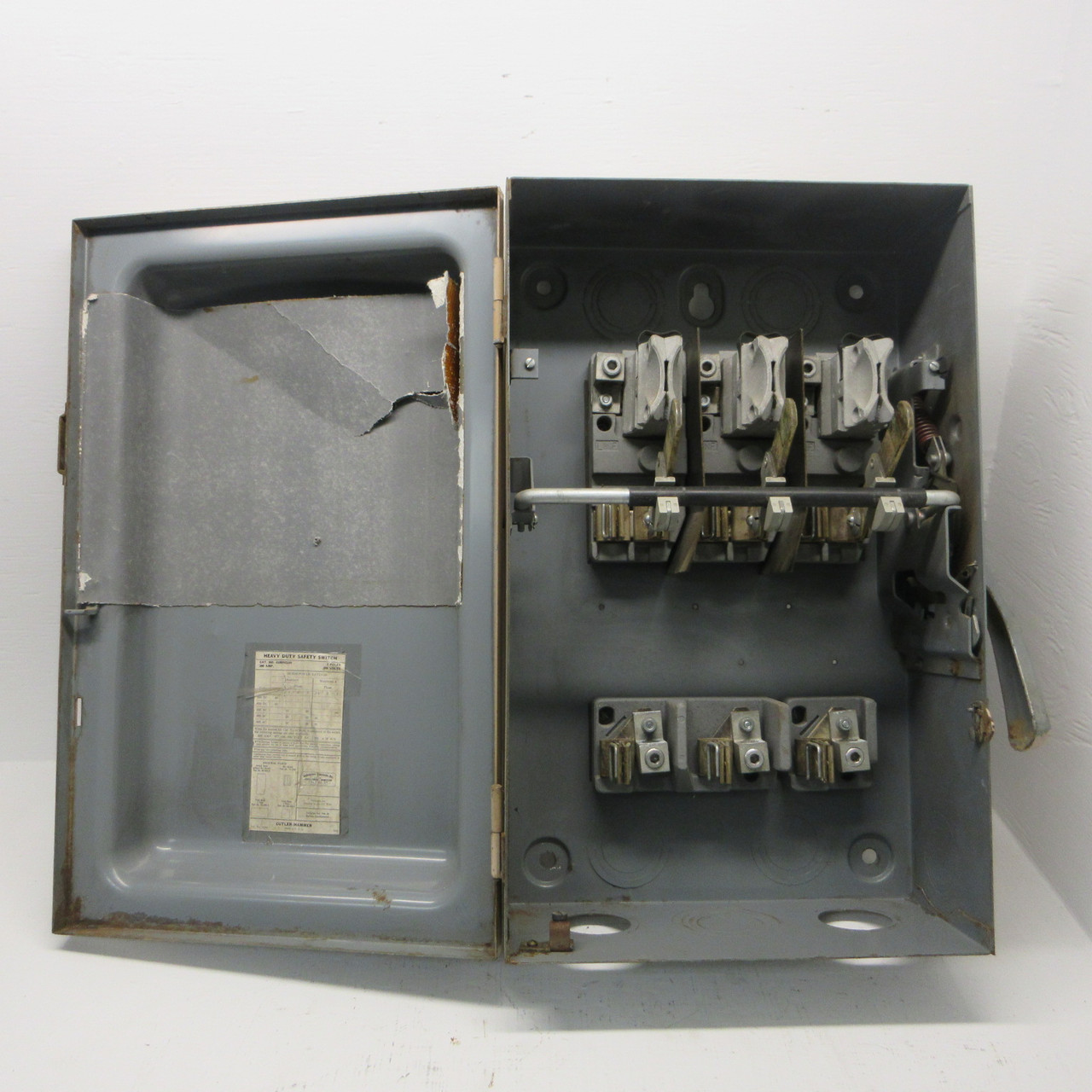 Cutler Hammer 4105H314H 200 Amp 600V Fusible Heavy Duty Safety Switch Disconnect (AH1415-1)