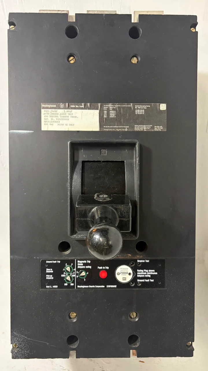 Westinghouse PCFG32000F 2000A Circuit Breaker w Ground & 2000 Amp Trip 600V PCFG (EM5923-1)