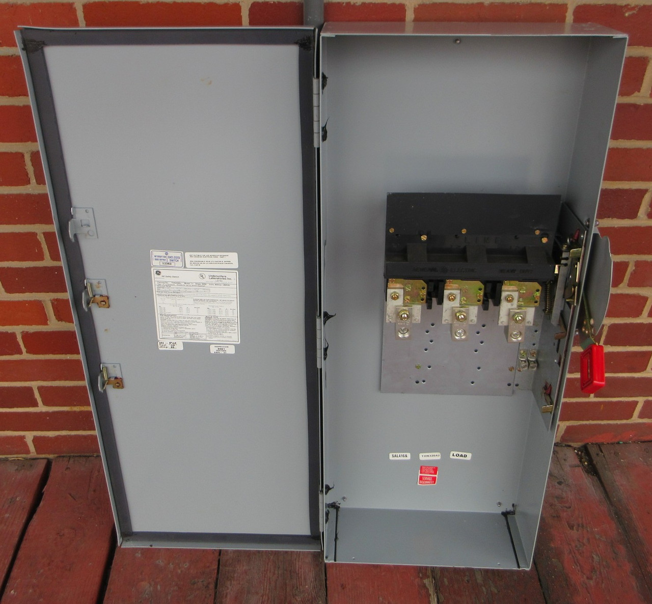 NEW GE THN3364J 200 Amp 600V Non-Fused Safety Disconnect Switch 200A Mod 11 NNB (AH1417-1)