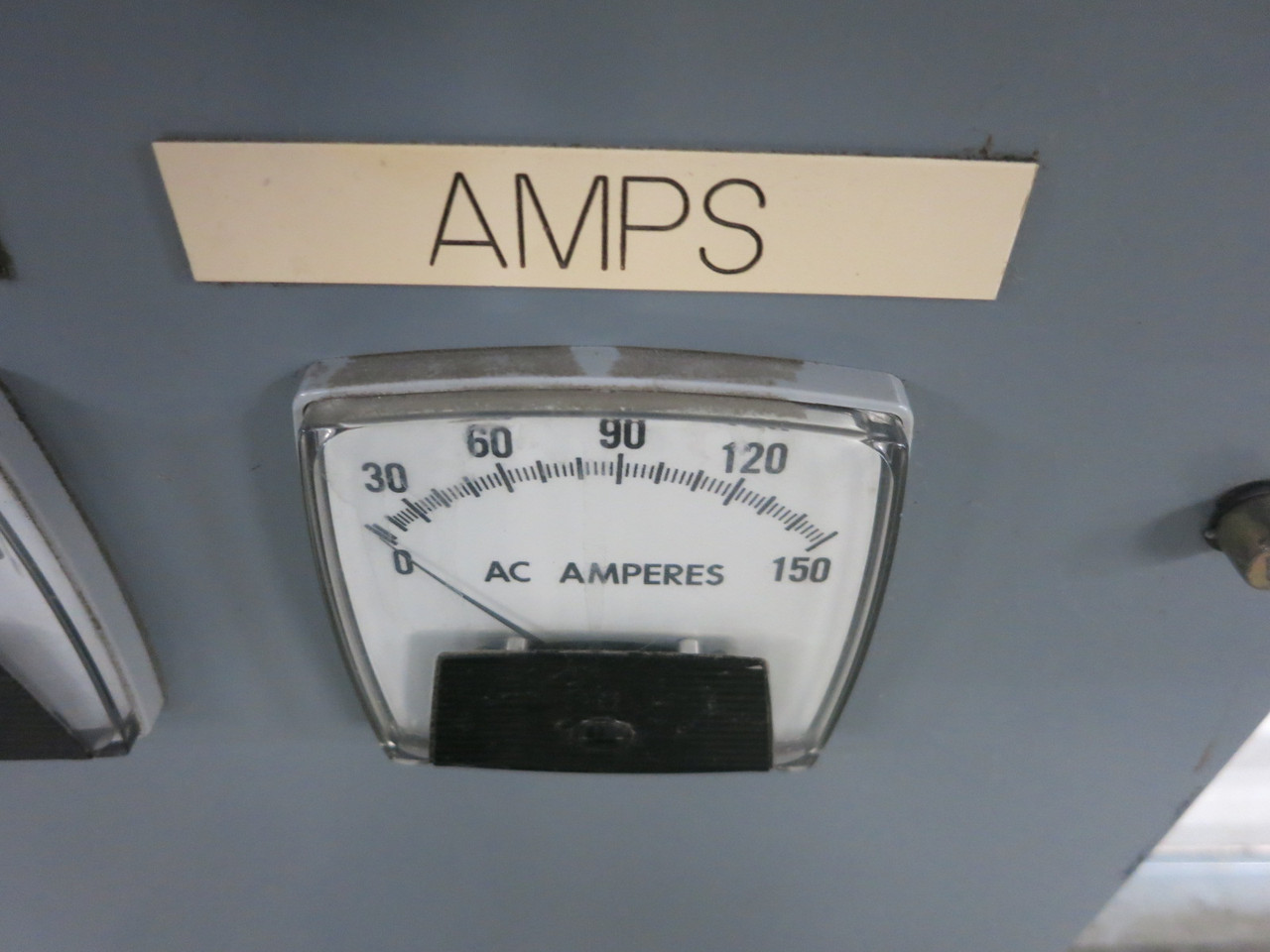 Allen Bradley 2100 Centerline 200 Amp Fusible Feeder 39" MCC Bucket 200A (BJ1130-22)