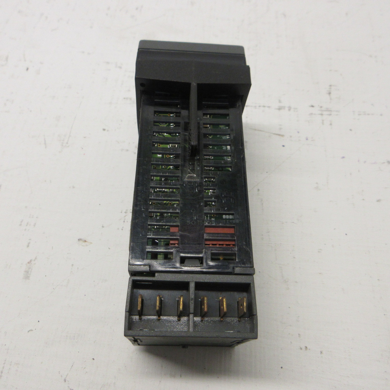 Cal Controls 99111F Temperature Controller CAL 9900 1/16 DIN 115 VAC +/- 15% (AH1431-1)