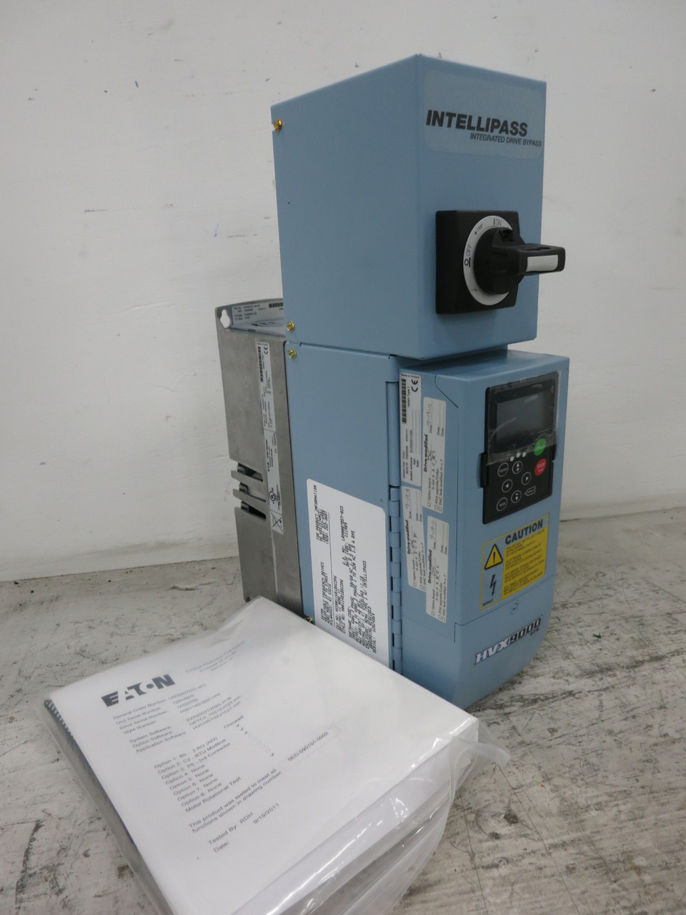 Eaton HVX00114B1B5C2P6 1 HP HVX9000 AC VS Drive IntelliPass Bypass 480V SVX001A1 (DW8336-2)