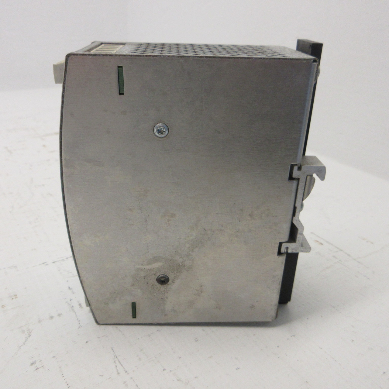 PULS SLR02 Dual Redundancy Module w/ Input Monitor 0-30A 24-28VDC Dual In SLR-02 (AH1439-1)