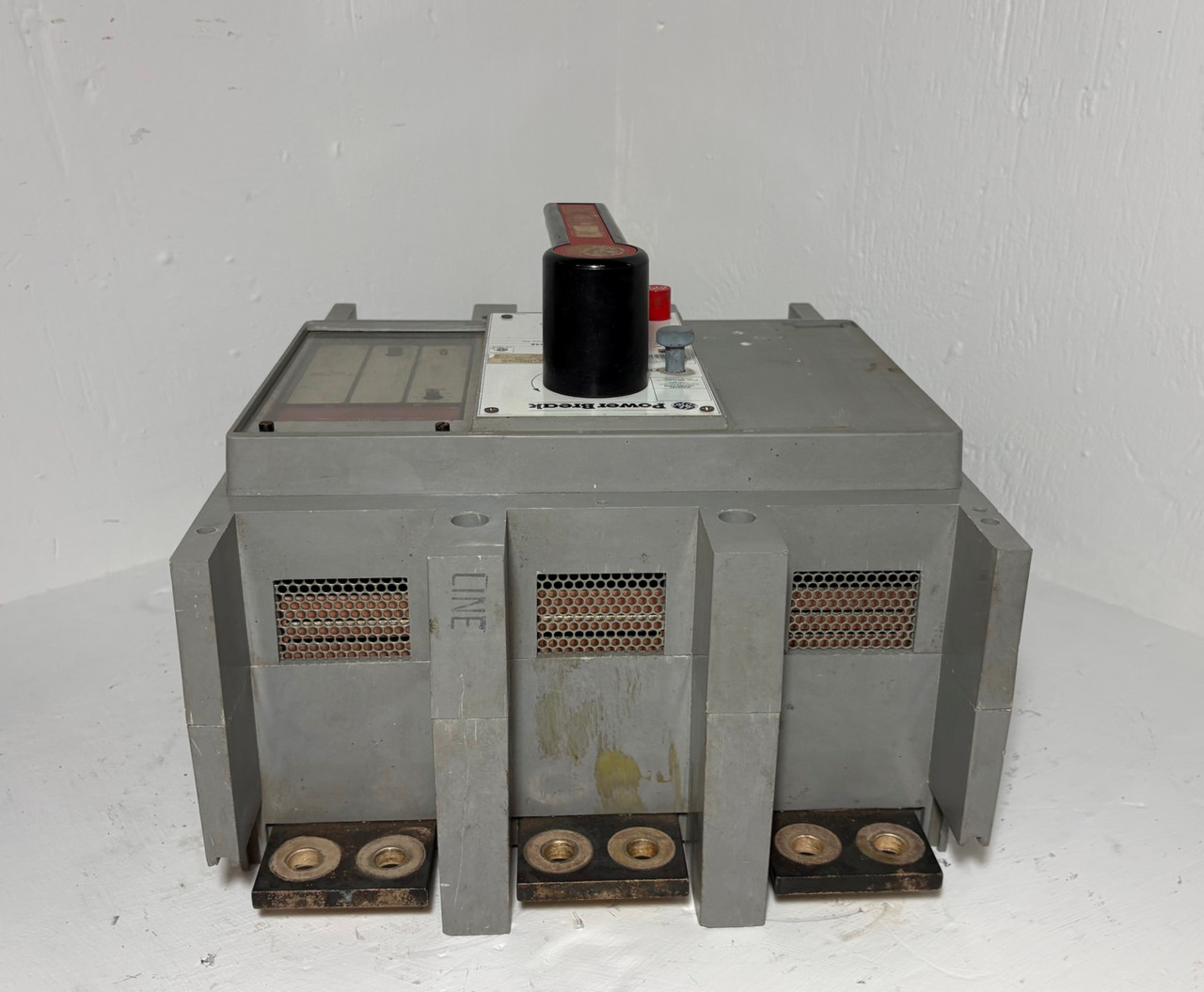 GE TPVF5616 1600A Power Break LI Circuit Breaker w/ Aux TPVF5 600V 1600 Amp 3P (EM5946-1)