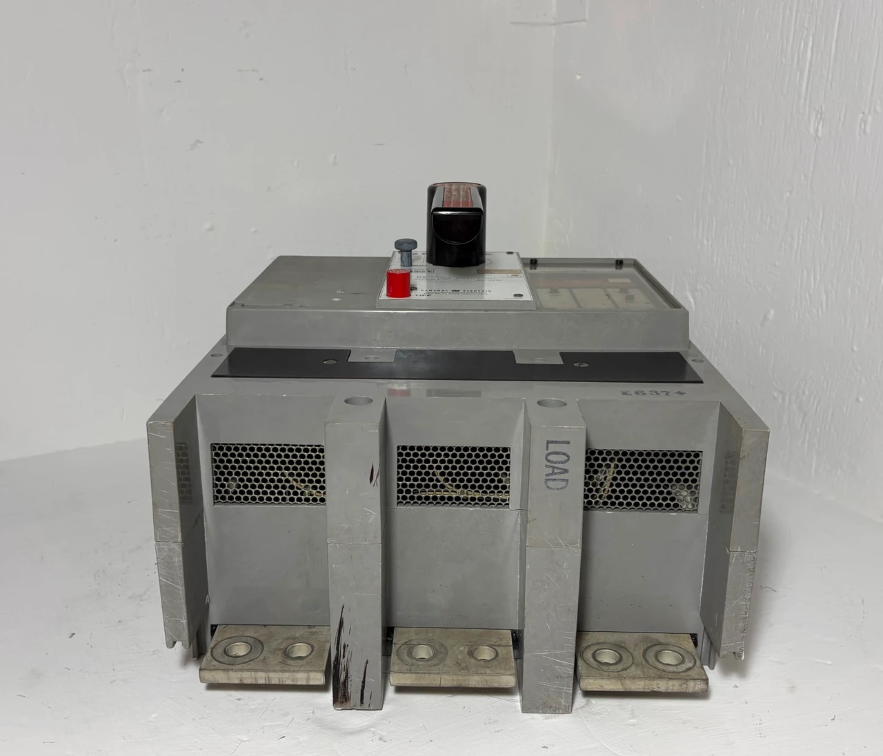 GE TPVF5616 1600A Power Break LIG Breaker w/ Shunt TPVF5 600V 1600 Amp 3P Ground (EM5945-2)