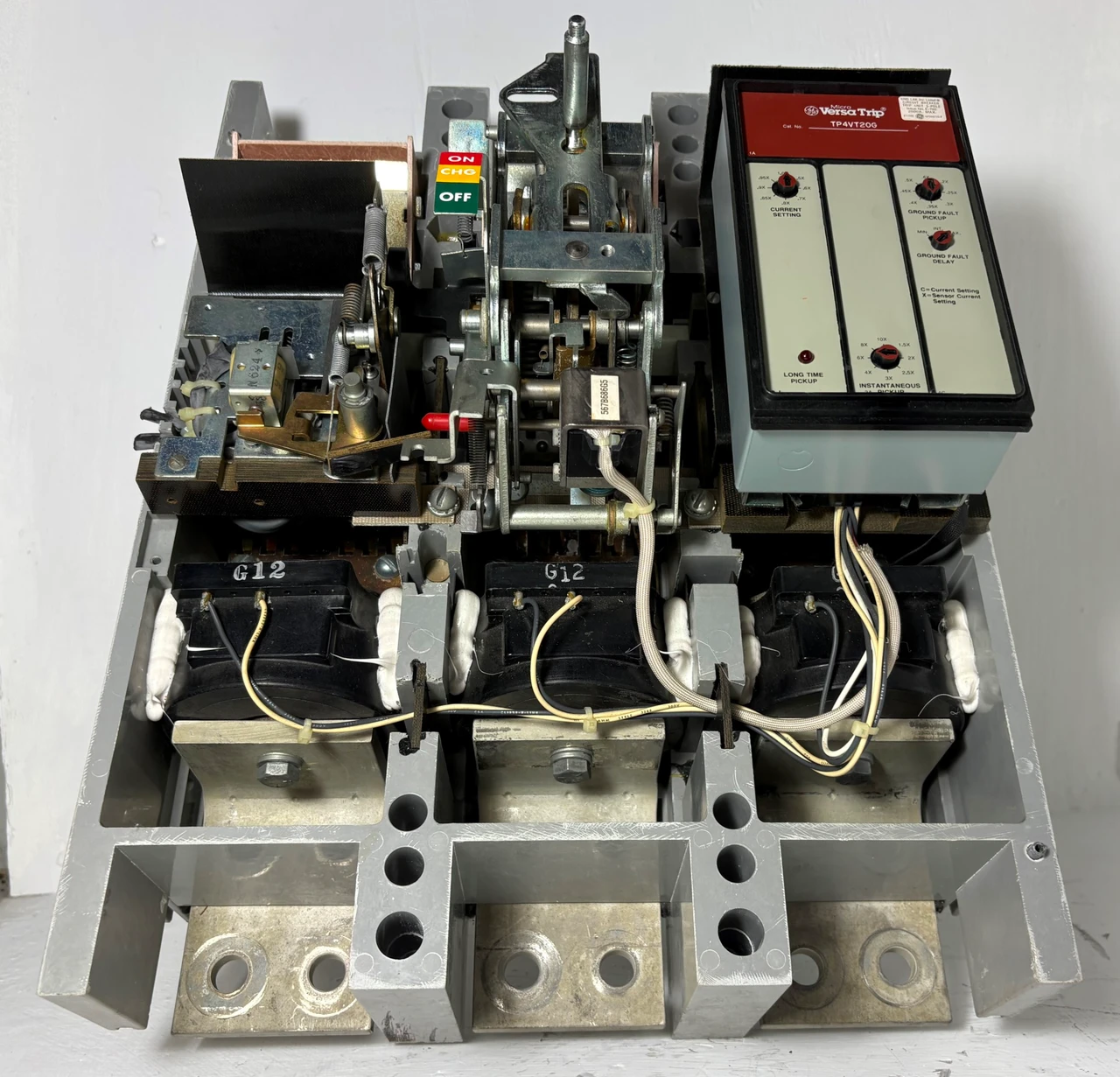 GE TPVF5616 1600A Power Break LIG Breaker w/ Shunt TPVF5 600V 1600 Amp 3P Ground (EM5945-2)