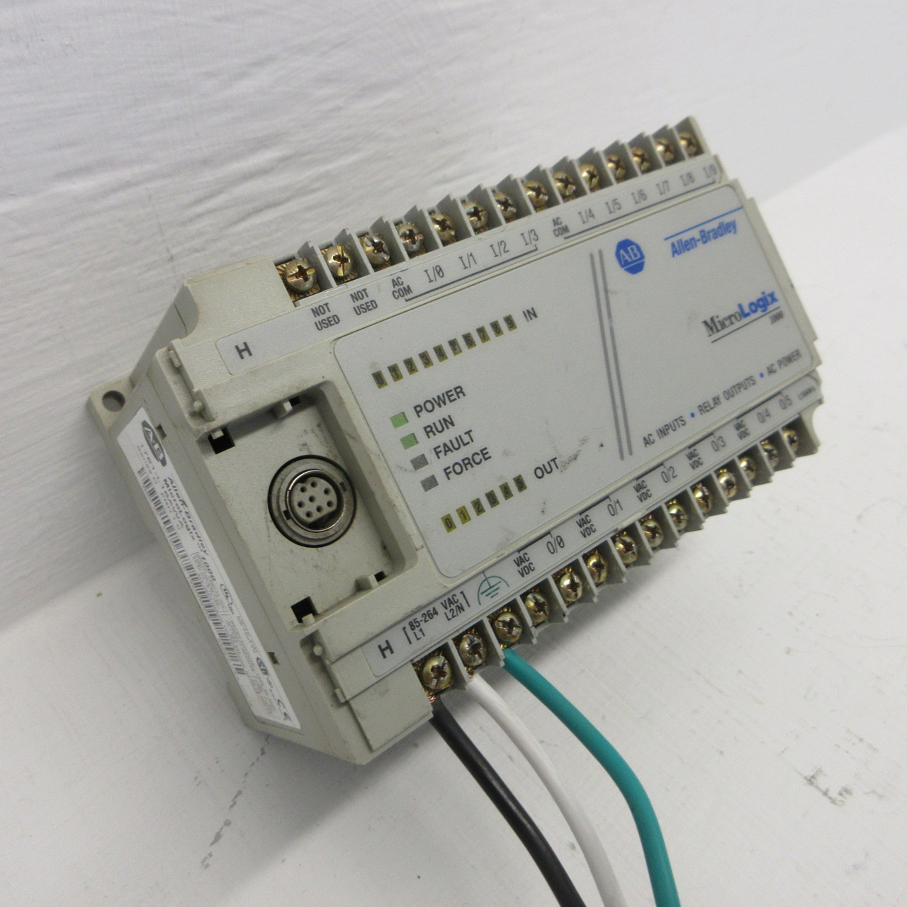 Allen Bradley 1761-L16AWA Ser D FRN 1.0 MicroLogix 1000 PLC Programmable DAMAGE (AH1441-1)