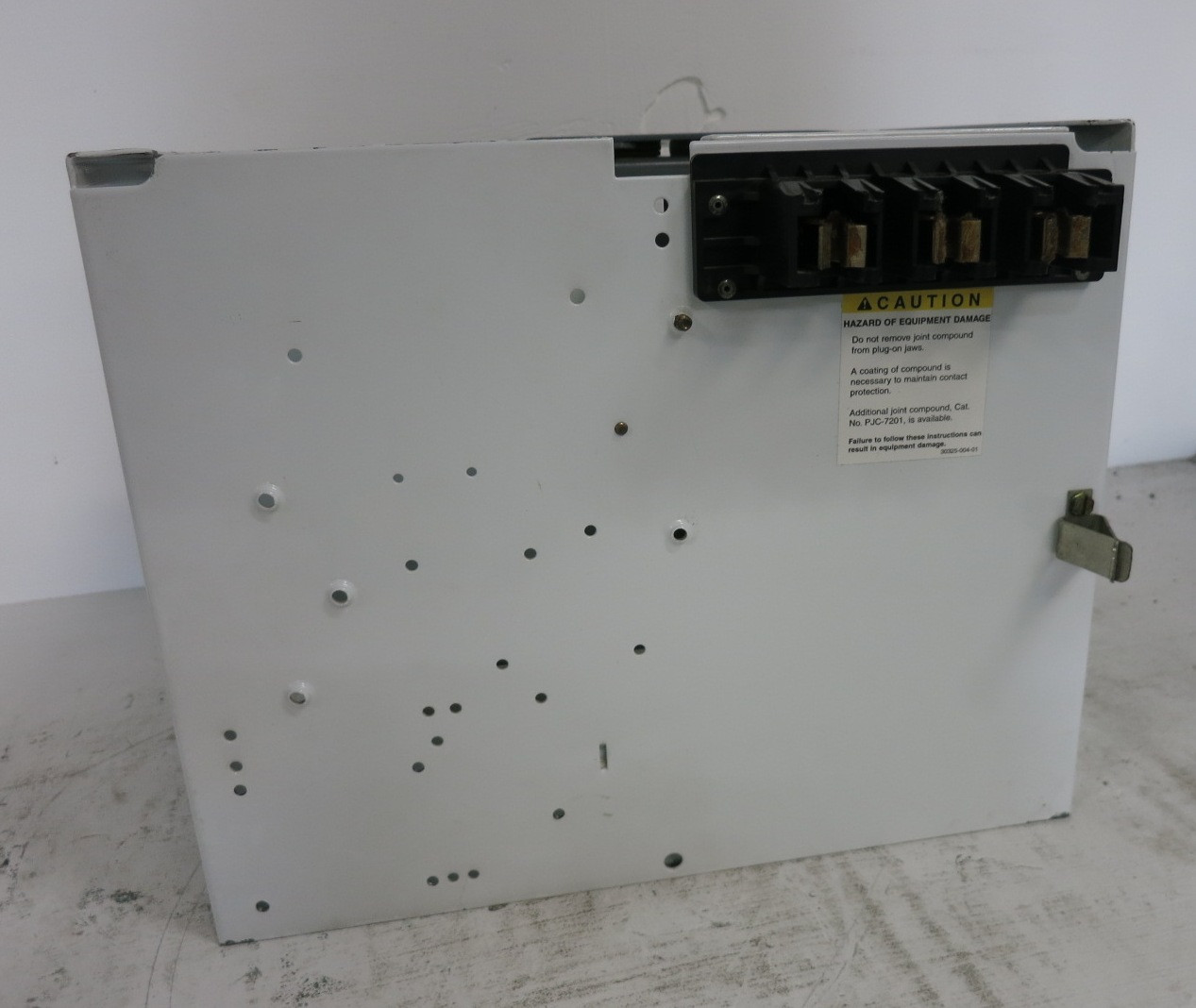 Square D Model 6 15A Breaker Feeder 12" MCC Bucket Mod 6 15 Amp Motor Control (DW8351-30)