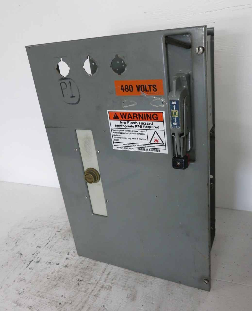 Square D Model 4 100A Fusible Feeder 24" MCC Bucket 100 Amp Fused 8998 (DW8356-1)