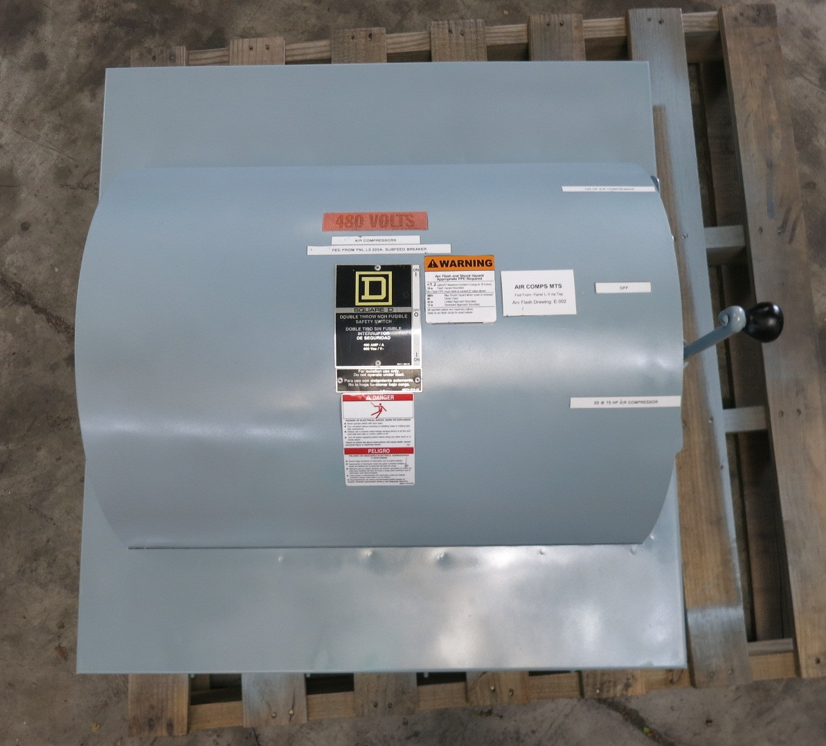 Square D 92345 400A 600V Double Throw Safety Switch Manual Transfer 400 Amp E2 (DW8359-1)