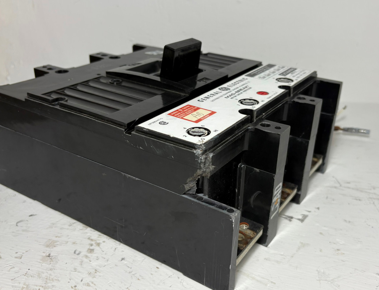 3rd Image of EM5950