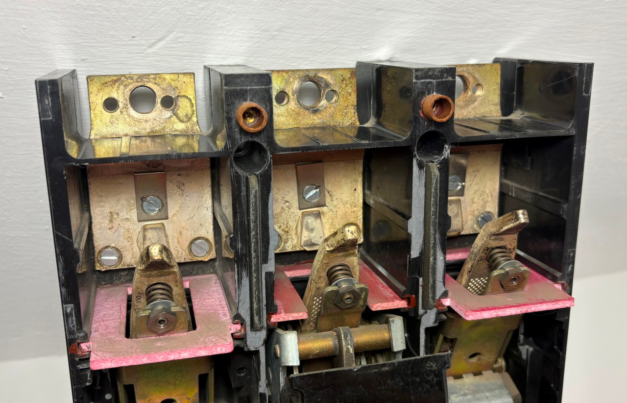 GE TJK436F000 400A Circuit Breaker w/ 225 Amp Trip 480/600V 3P General Electric (EM5953-1)