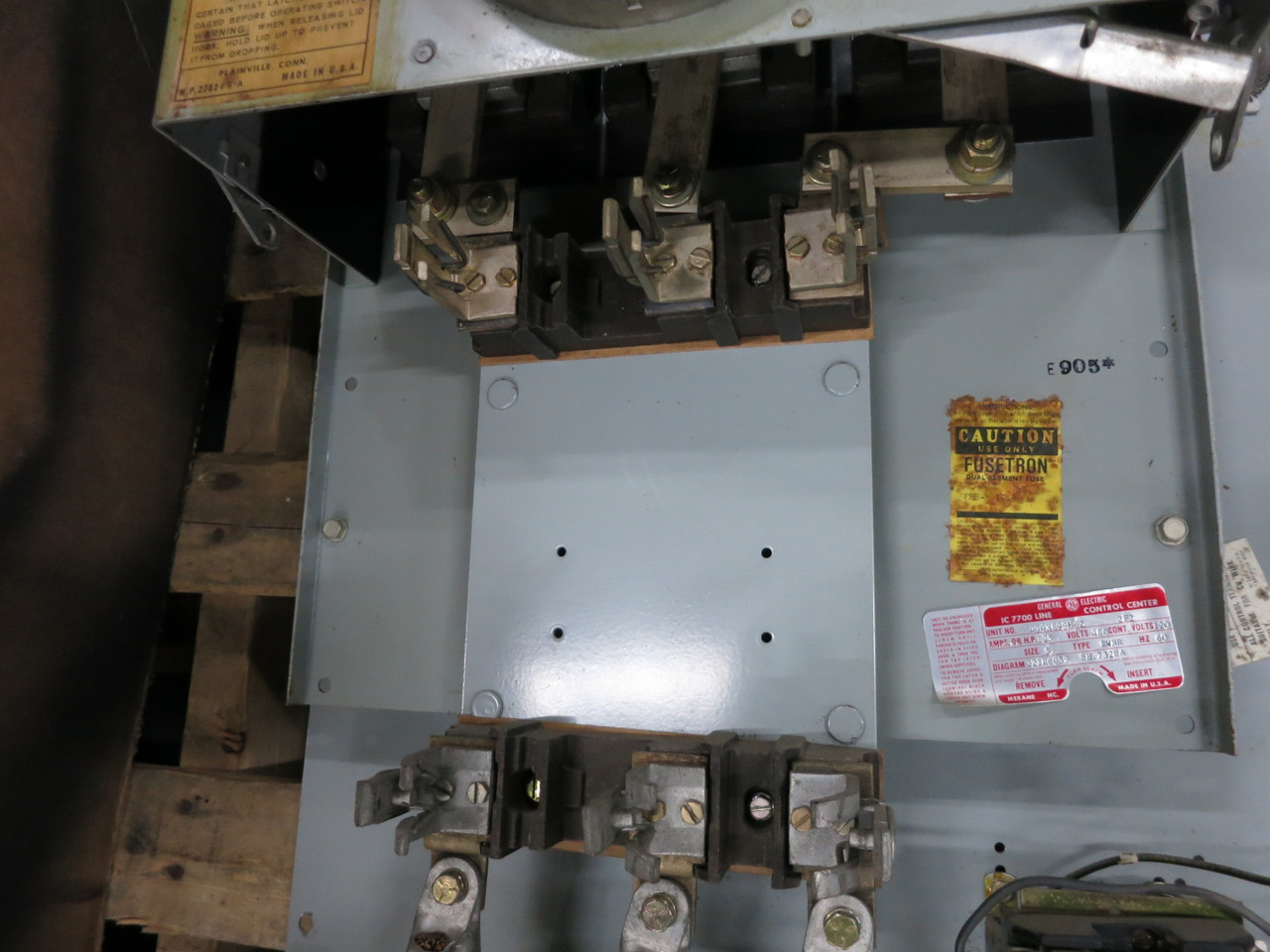 GE 7700 400A Fusible Size 5 Starter MCC Bucket Motor Control Unit 400 Amp 54" (DW8370-2)