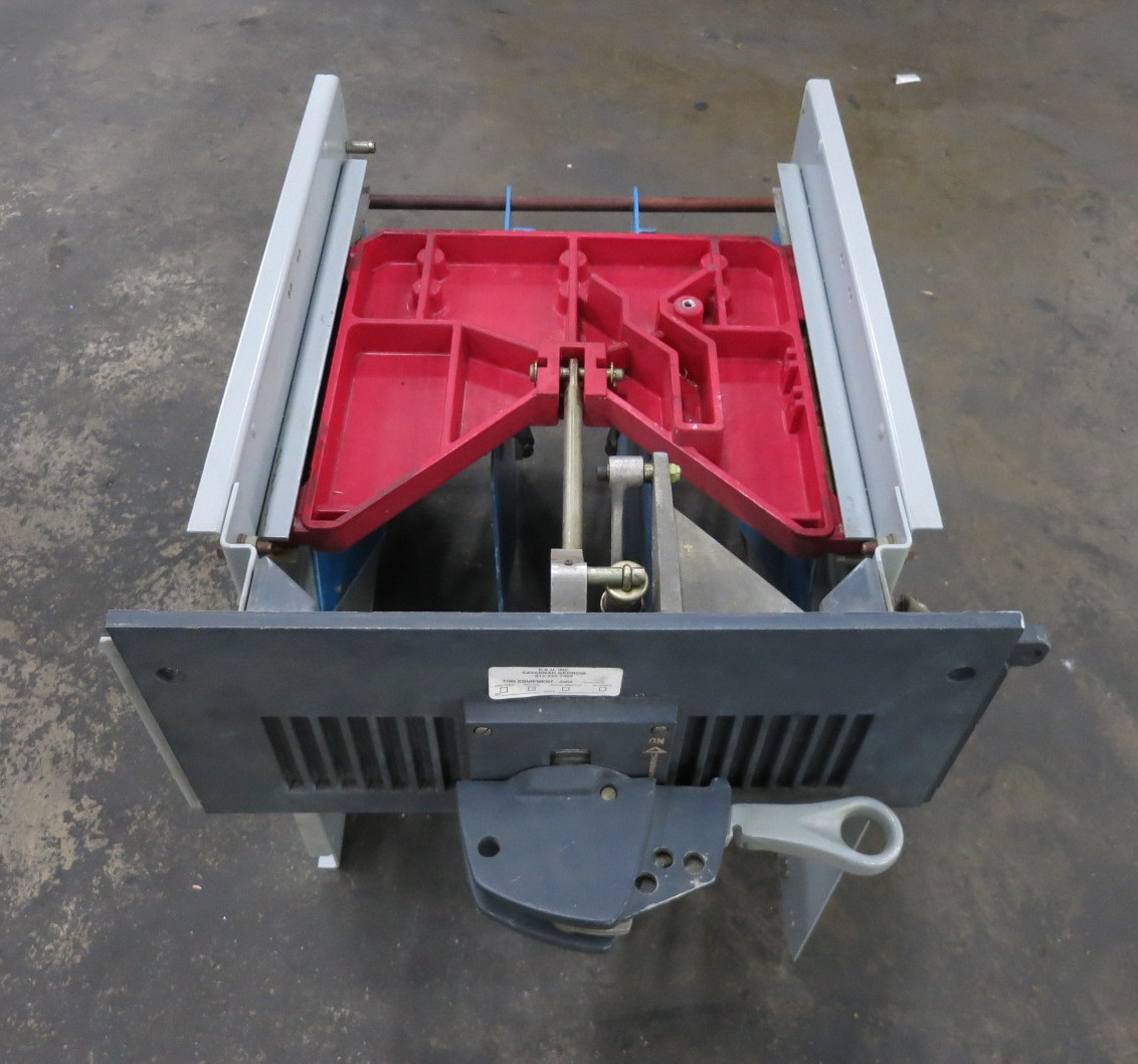 Cutler Hammer 400A Ampgard Isolating Switch Handle Mechanism SJ 72LFR-4 72FLS-4 (DW8377-3)