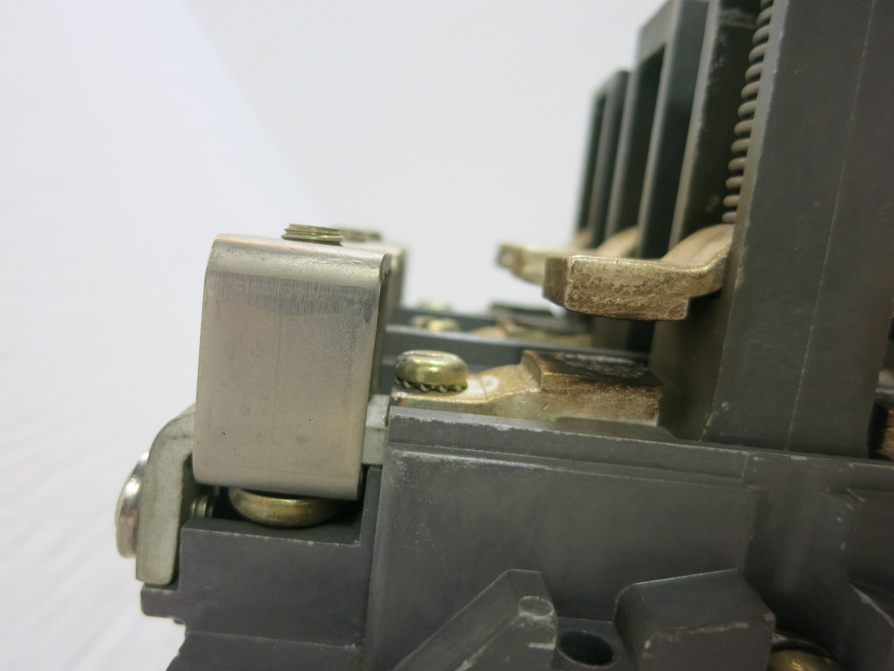 Westinghouse Size 4 A201K4CX Motor Contactor 135A 120V Coil (BJ1140-1)