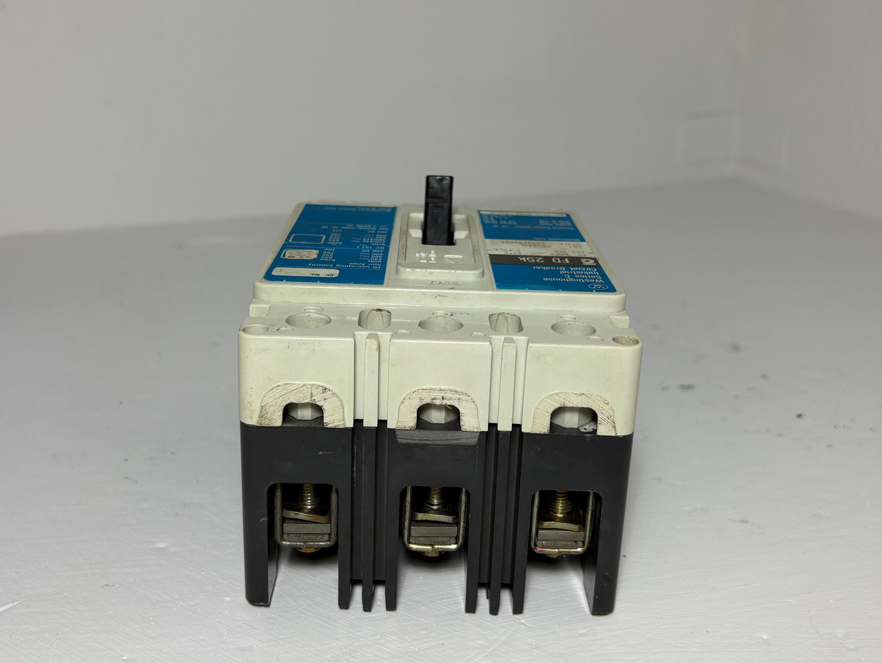 Westinghouse FD3040L 40A Circuit Breaker Matte Blue 600V 3P FD3040 40 Amp (EM5957-1)