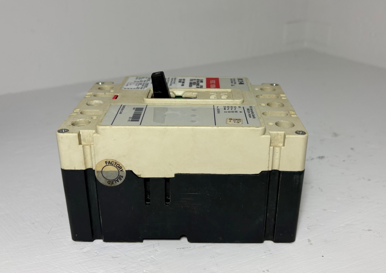 Eaton FDC3015 15A Circuit Breaker Glossy Red FDC3015L 600V 3P FDC 100k 15 Amp (EM5960-1)