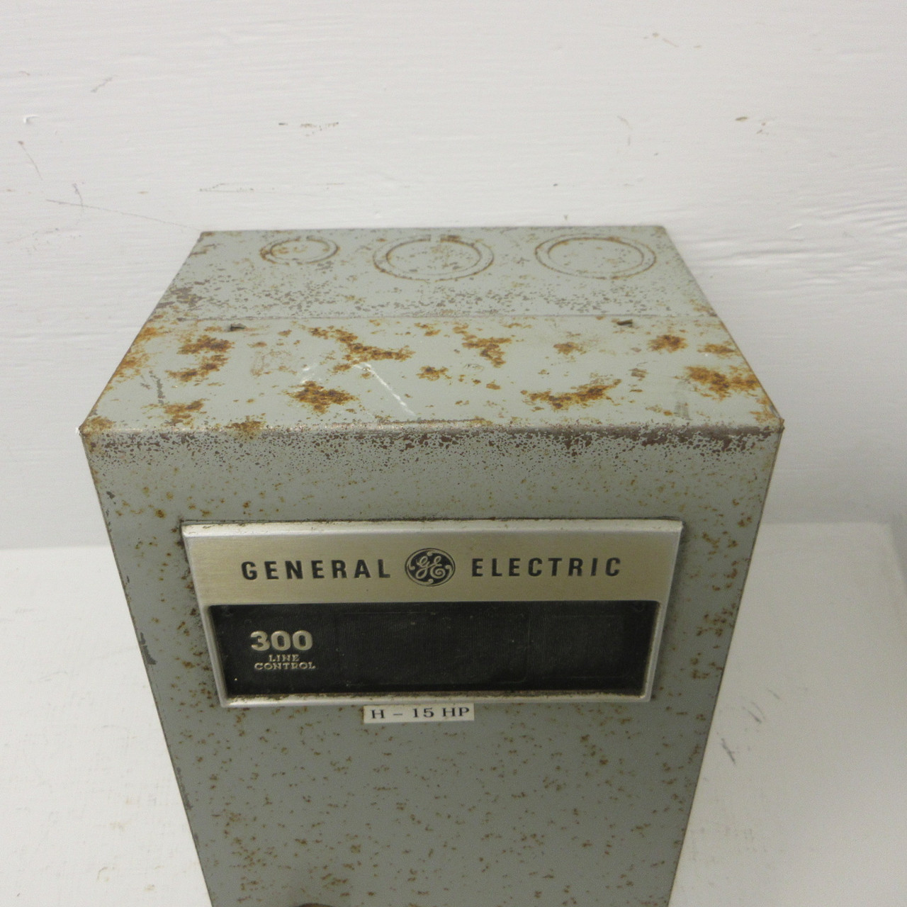 General Electric GE CR306D1 Enclosed Size 2 Starter 115V Coil 25HP Enclosure 300 (AH1461-2)