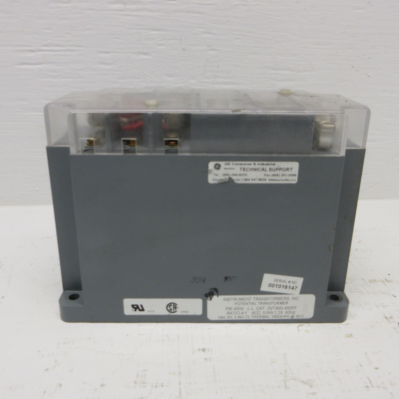 Instrument Transformers 2VT460-480FF Potential Transformer Ratio: 4:1 Pri: 480V (AH1462-4)