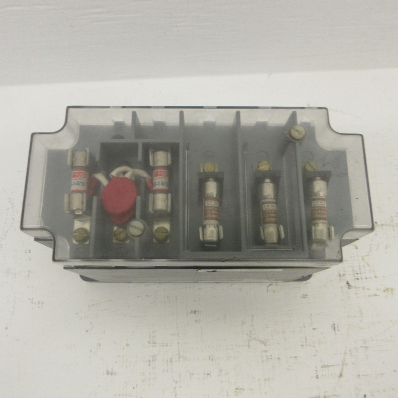 Instrument Transformers 2VT460-480FF Potential Transformer Ratio: 4:1 Pri: 480V (AH1462-4)