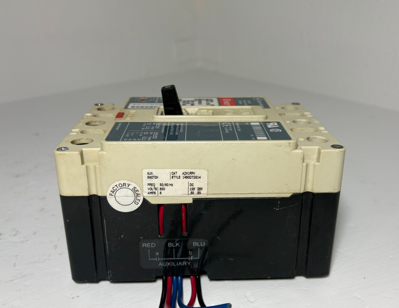 3rd Image of EM5963