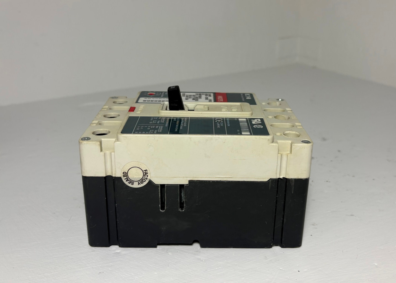 Eaton HMCPS030H1C 30A Circuit Breaker Glossy 600V 3P HMCPS 30 Amp Cutler-Hammer (EM5964-1)