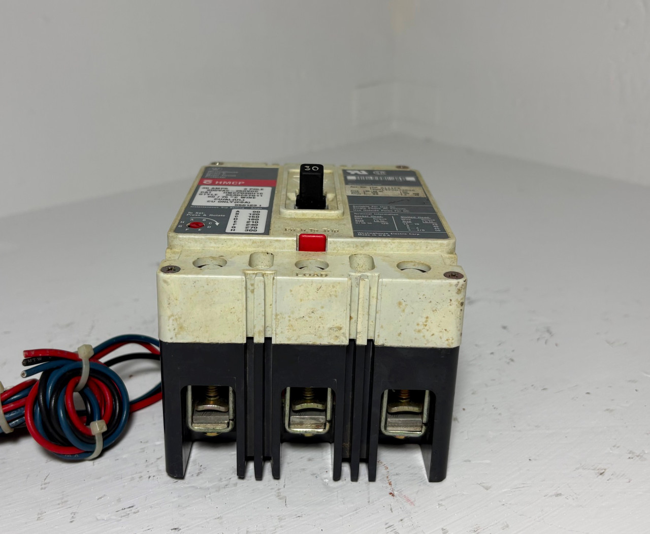 Westinghouse HMCP030H1C 30A Circuit Breaker Glossy w/ Aux 600V Type HMCP 30 Amp (EM5969-2)