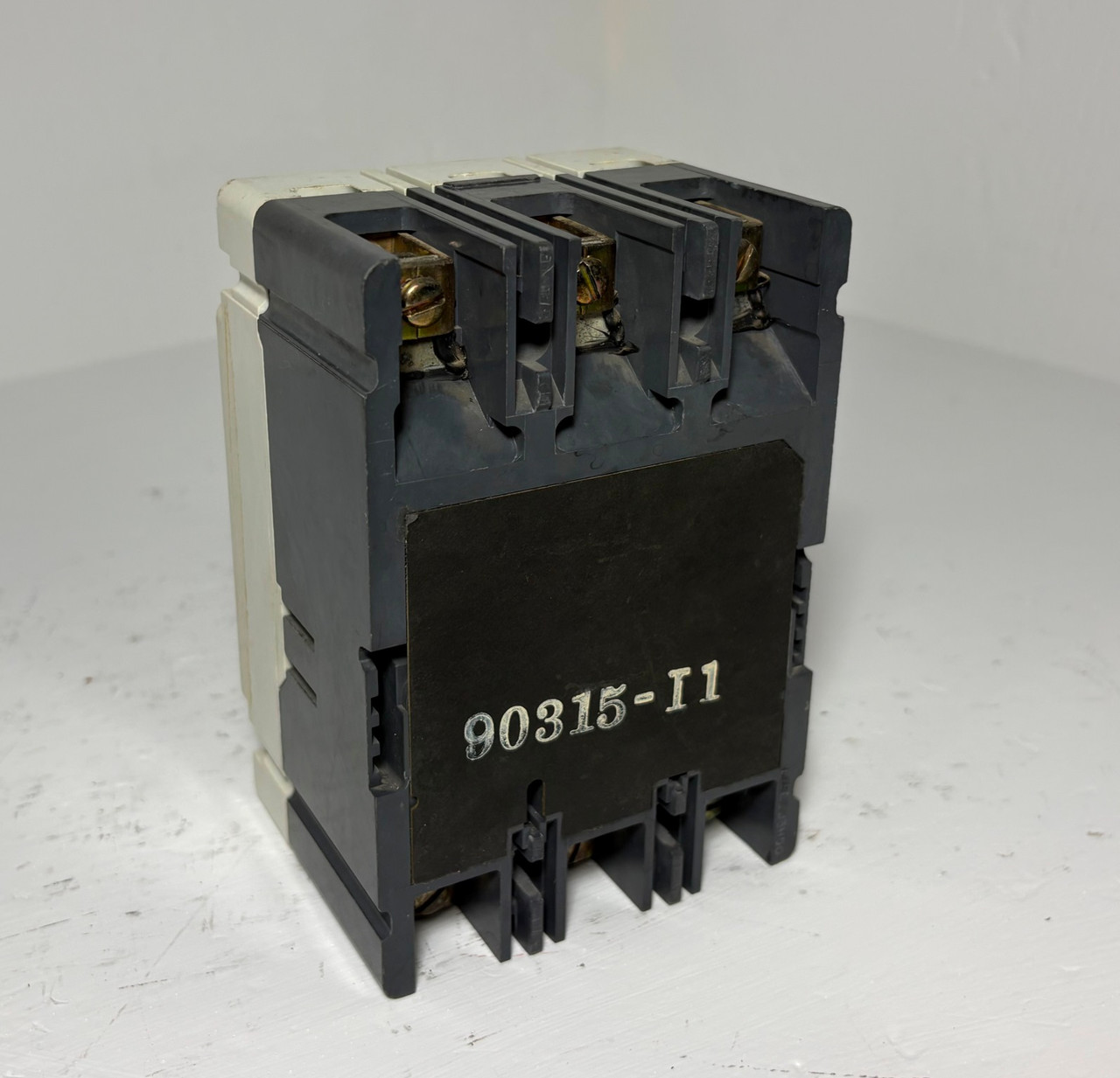 Westinghouse HMCP030H1C 30A Circuit Breaker Matte 600V 3P Type HMCP 30 Amp (EM5970-30)