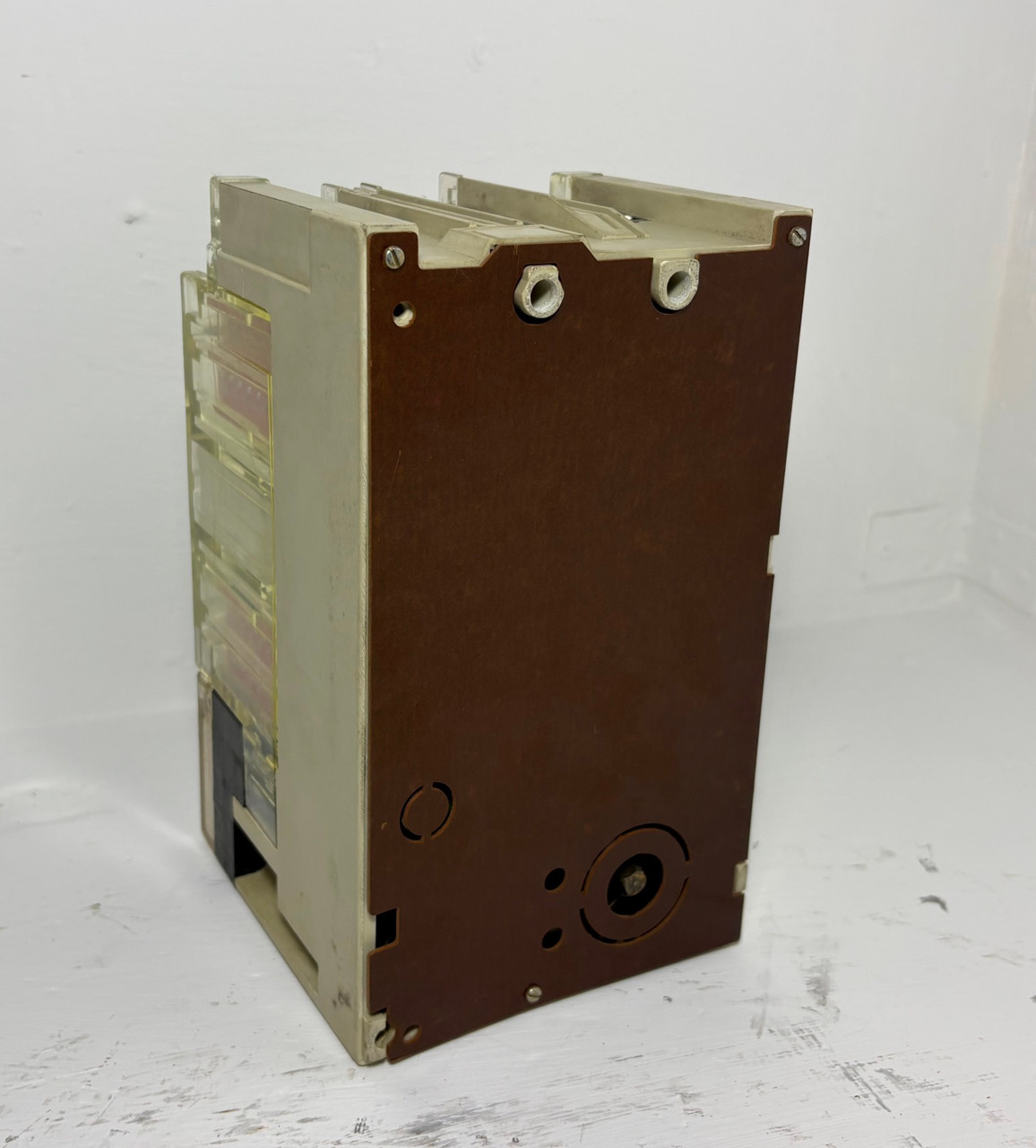 Klockner Moeller N9-250-CNA 250A Disconnect Switch w/ Aux 600V N9250CNA 250 Amp (EM5975-4)