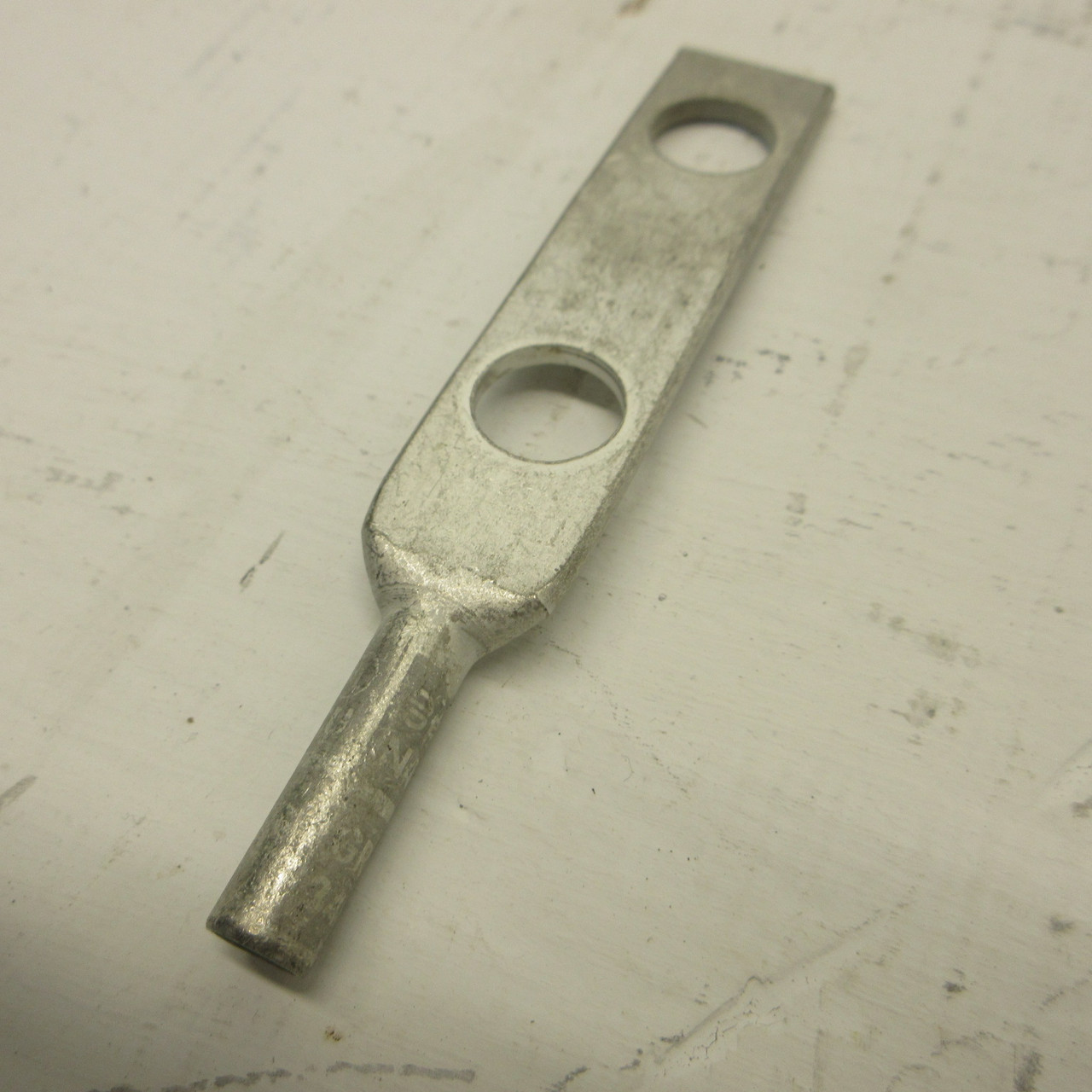 NEW Burndy YAZ4C-2N 2 Hole Crimp Lugs 4 STR 4 AWG Gray Die 346/8 NNB (LOT OF 6) (AH1484-3)