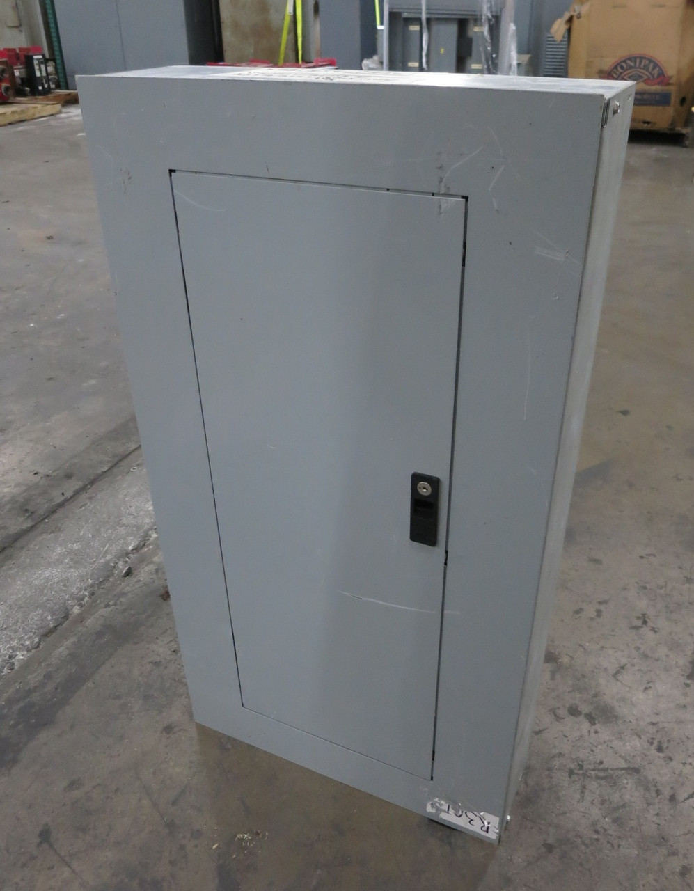 GE 225A 480/277V A Series II Breaker Panel Board MLO 3PH 4W 225 Amp 480V AEU (DW8410-1)