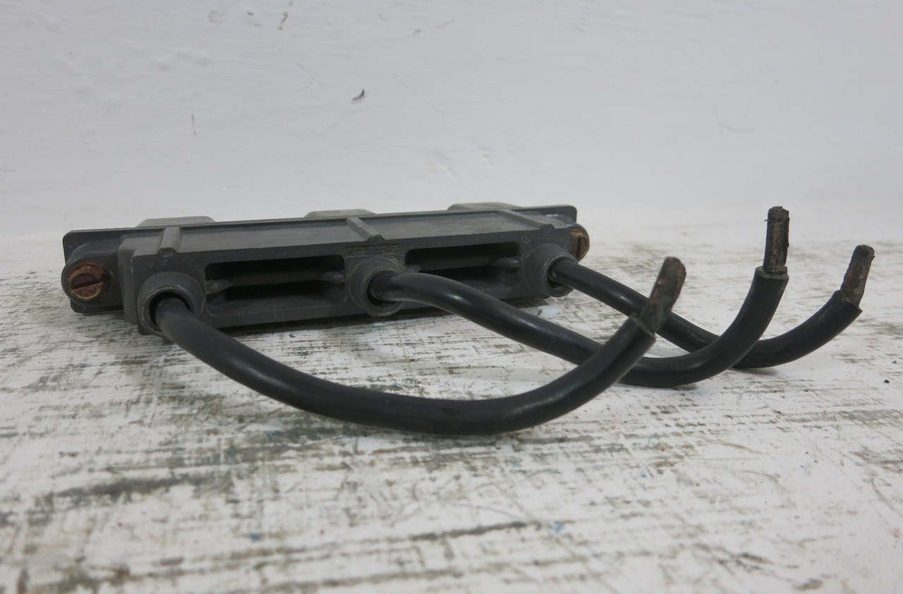 Westinghouse 112C100H02 Type W 60 Amp MCC Bucket Stab Assembly 60A Stabs (BJ1143-10)