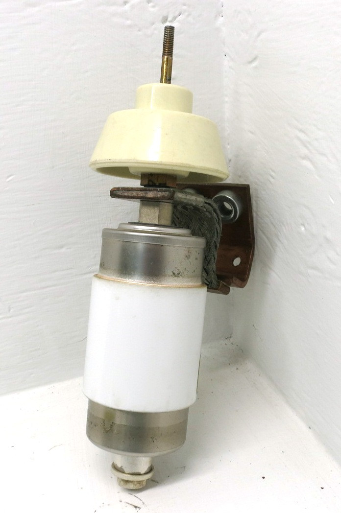 GE 55B532575P1 Vacuum Bottle Interrupter CR193 400A LimitAmp 7.2kV 400 Amp (DW8418-15)