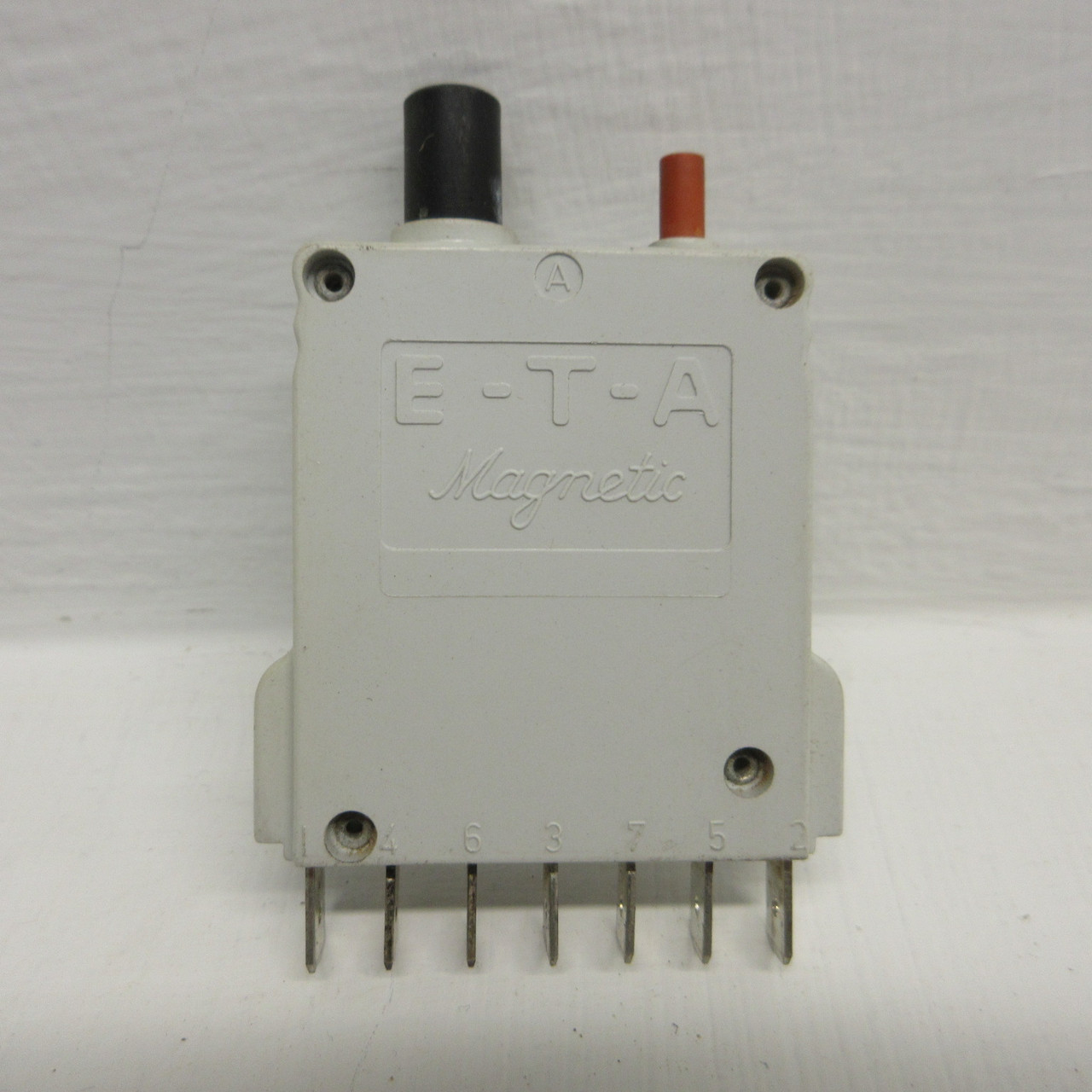 E-T-A Magnetic 3600-P10-SI-2A 2 Amp 1 Pole Circuit Breaker 250VAC 65VDC Germany (AH1495-18)