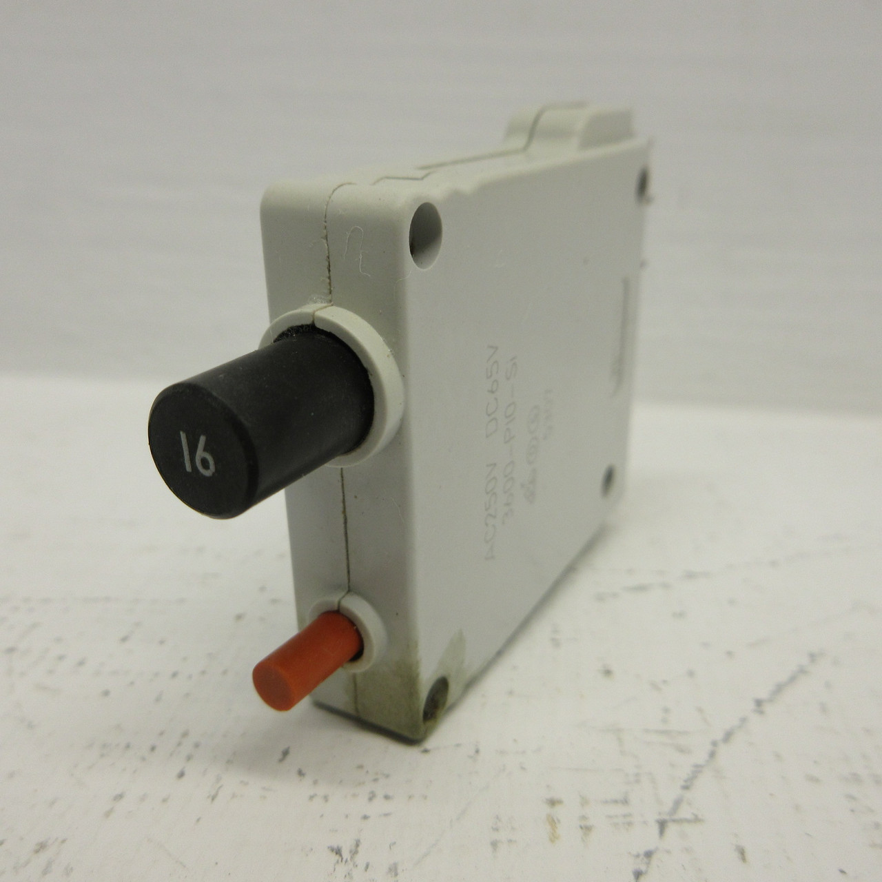 Image of E-T-A Magnetic 3600-P10-SI-16A 16 Amp 1 Pole Circuit Breaker 250VAC 65VDC German