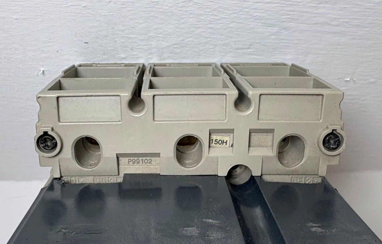 Merlin Gerin NSF150H 150A Compact Circuit Breaker w/ 48 VDC Shunt & Aux 125 Amp (EM5985-1)