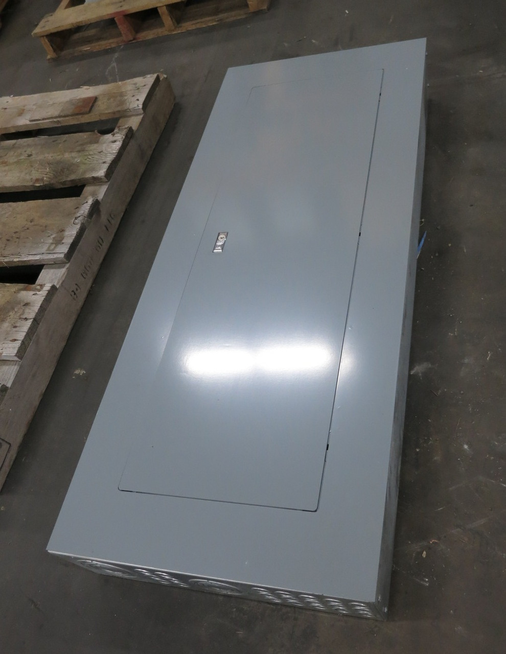 NEW Square D MH50 Panel Enclosure + NC50S Panelboard Cover Door NF NQ Surface (DW8425-1)