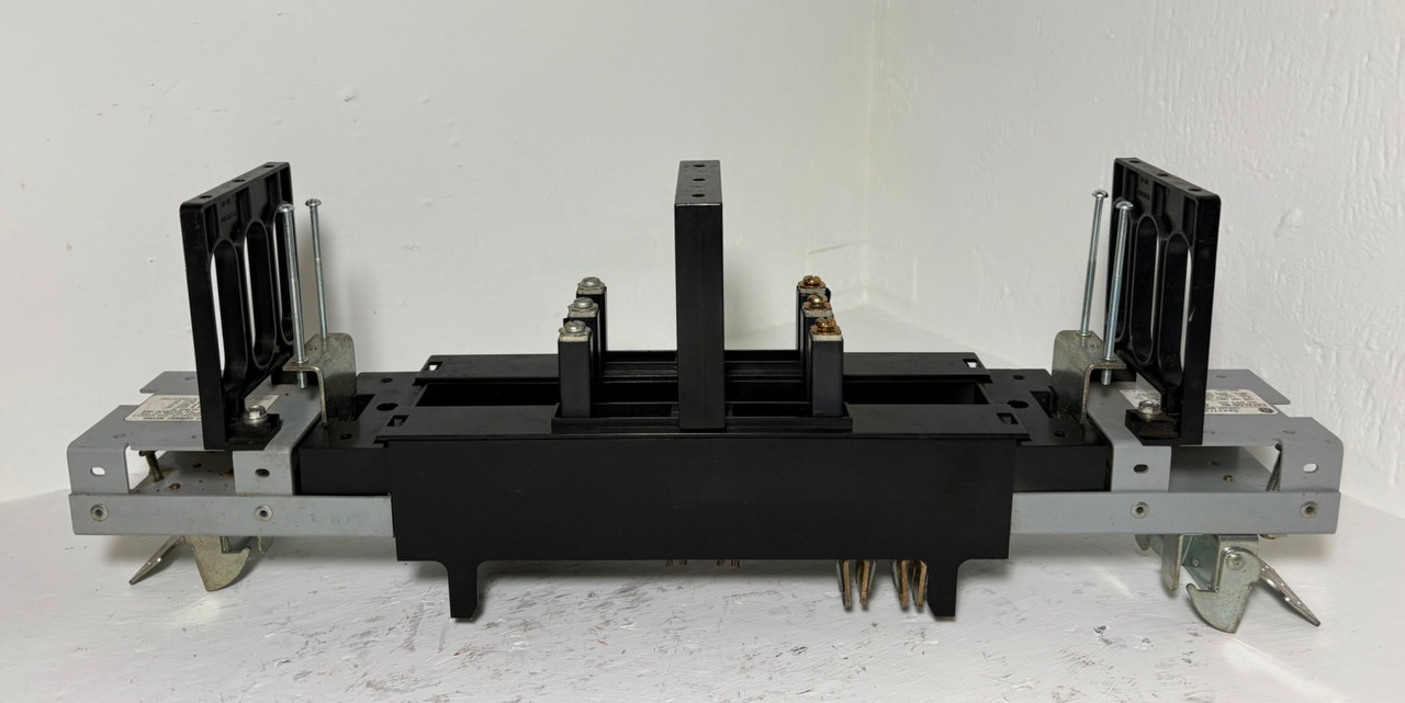 GE AMC6EB 300A Spectra Twin Circuit Breaker Module TED SELA 6 Pole 600V 300 Amp (EM5988-4)