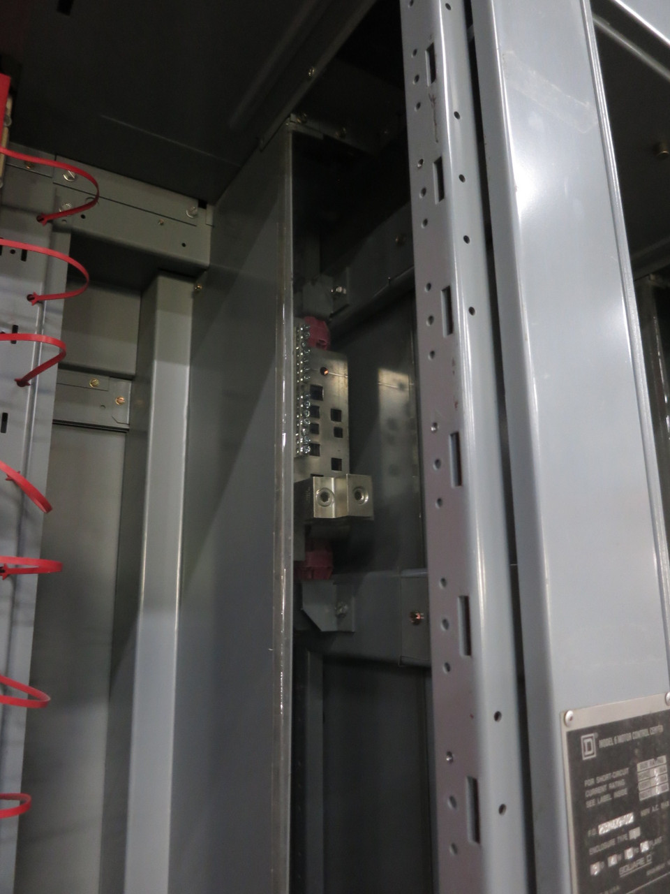 Square D Model 6 600/300 Amp MCC Motor Control Center 4x Section 600A 300A (DW8433-1)