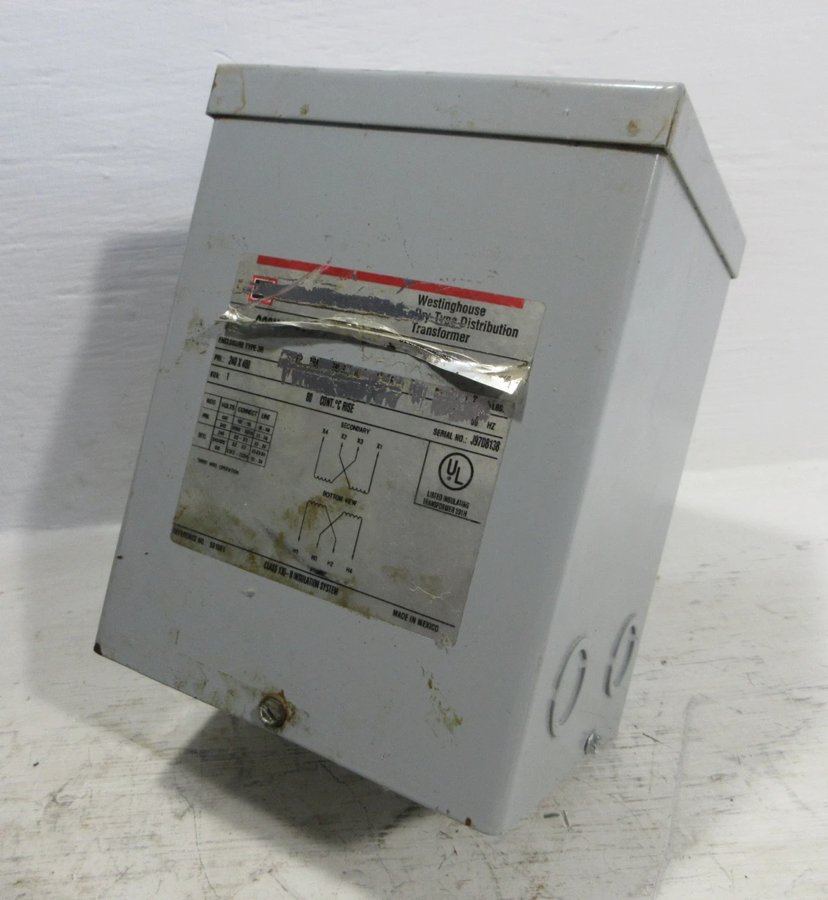Cutler Hammer 1 kVA 240/480V to 120/240V Dry Type 1PH Transformer S20N11S01N (AH1505-6)