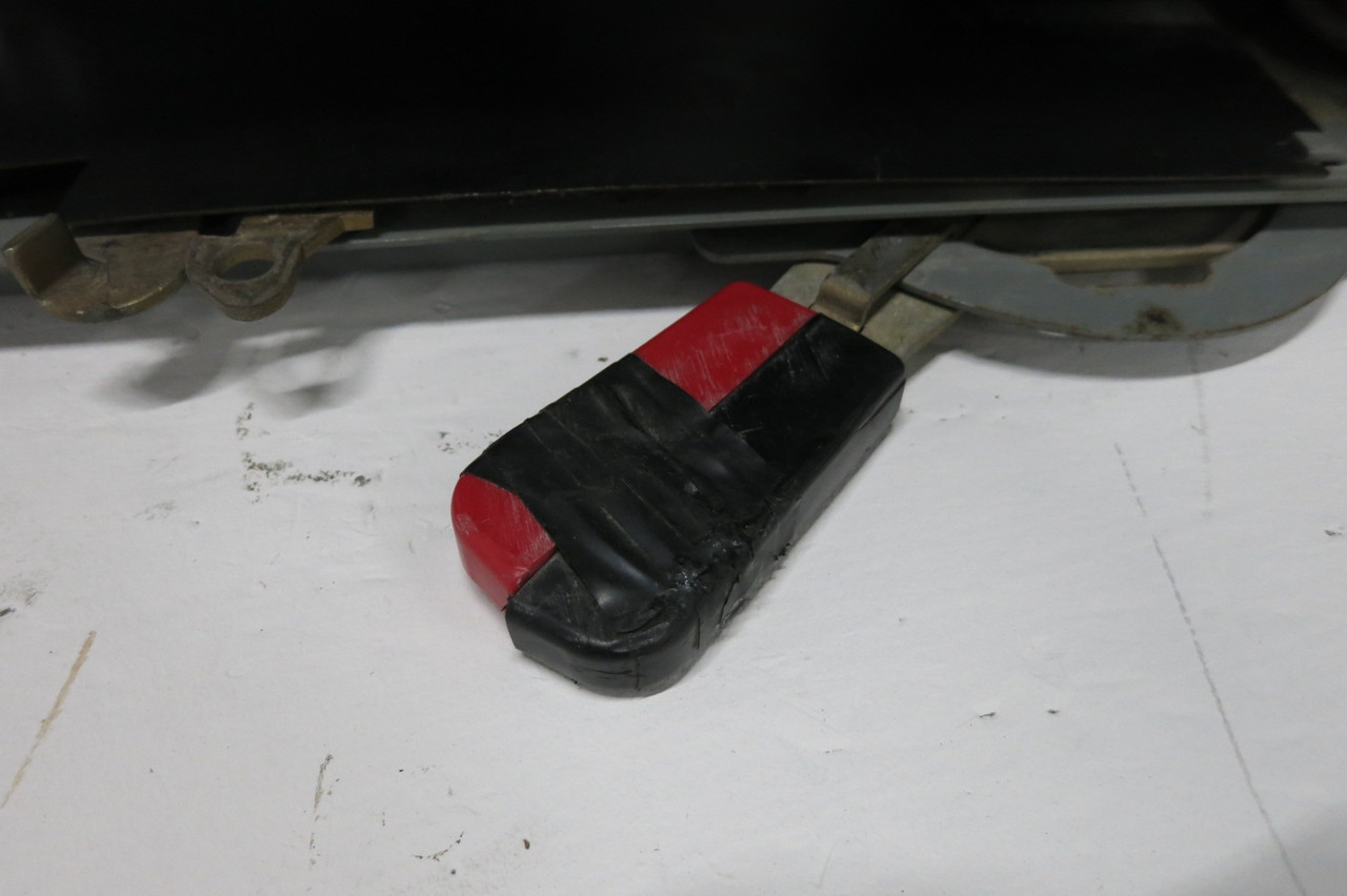 Square D QMB-364W 200A 600V QMB Fusible Panelboard Switch QMB364W 200 Amp E1 (DW8441-1)