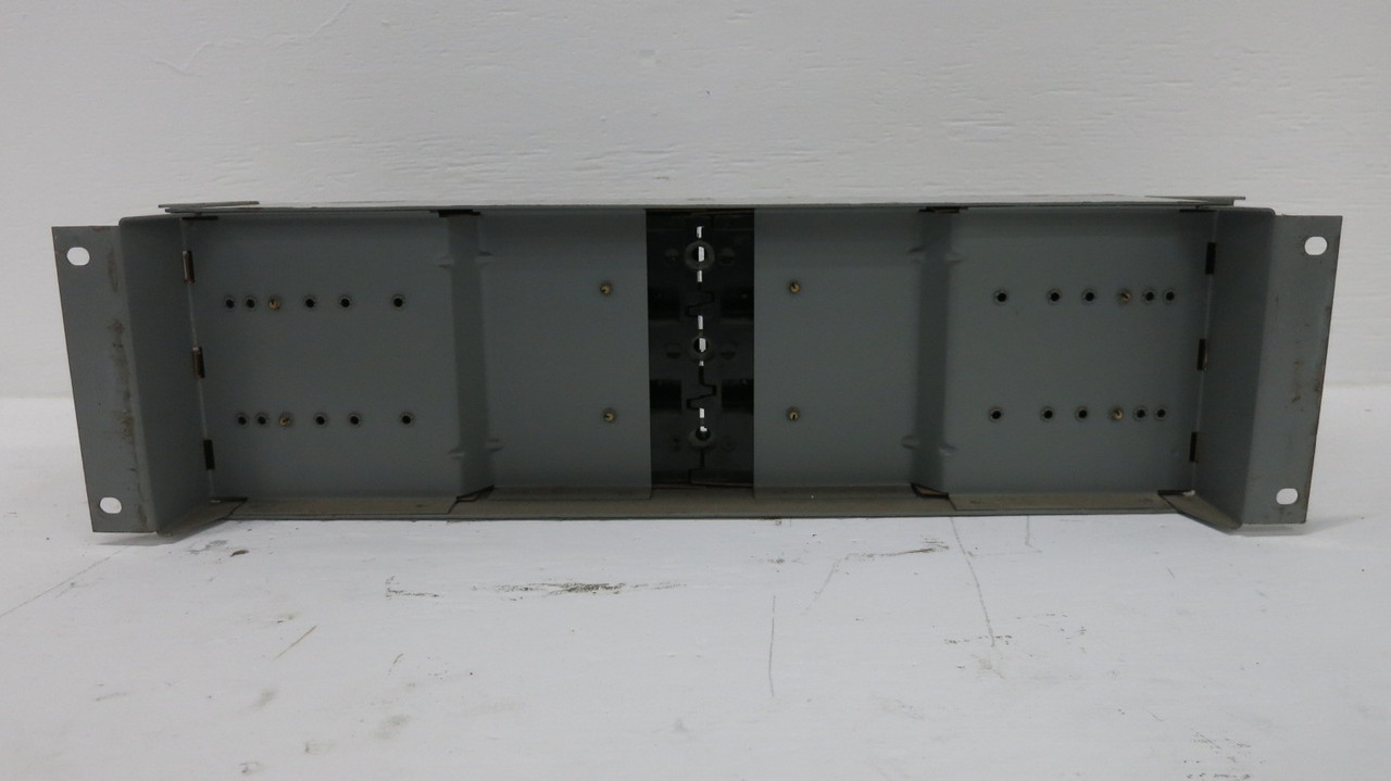 Westinghouse FDPT3233R 100A 240V Fusible Panelboard Switch FDP Unit Twin 100 Amp (DW8440-1)